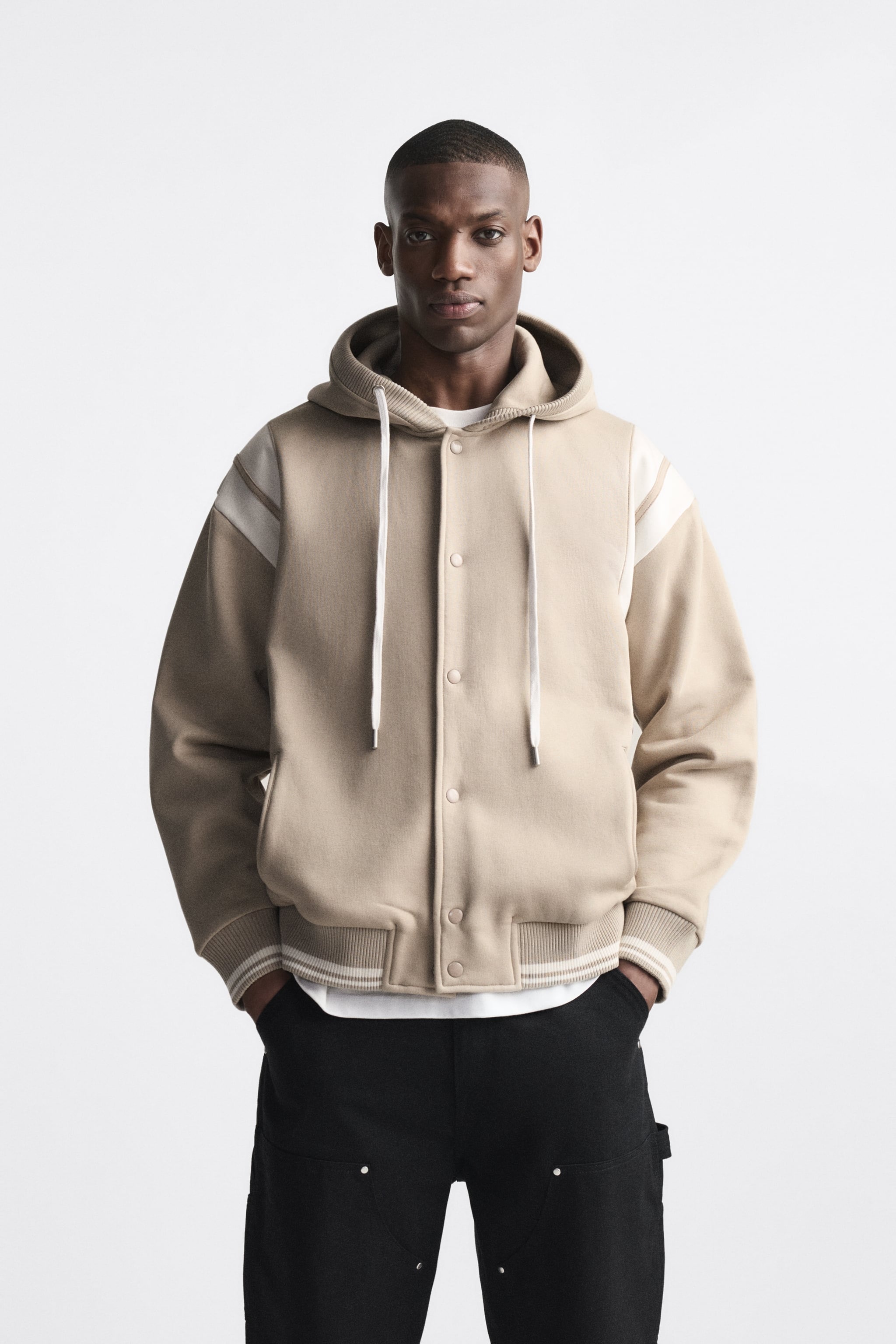 

Бомбер мужской ZARA 03443405 бежевый S (доставка из-за рубежа), 03443405