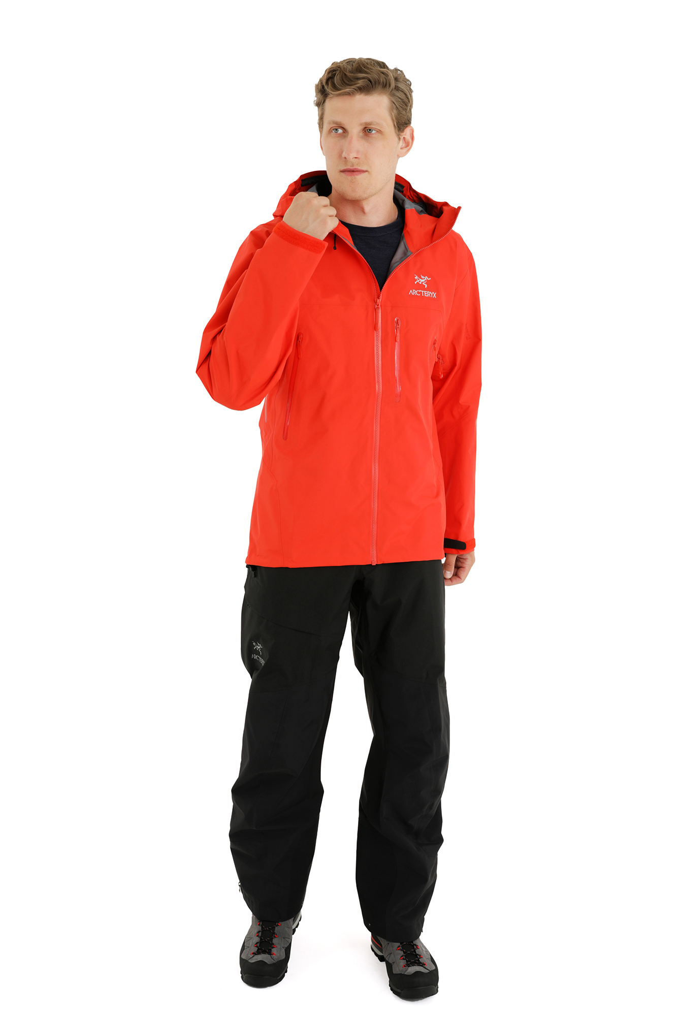 

Спортивная куртка мужская Arcteryx L07413700 красная 50; 52, L07413700