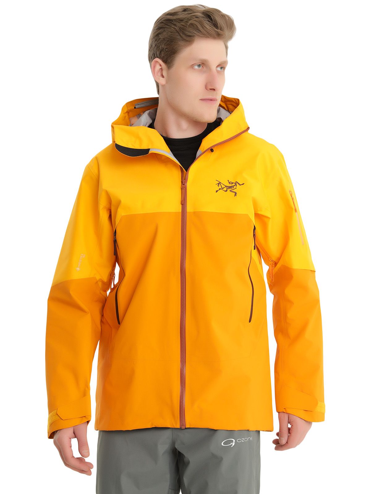 фото Спортивная куртка мужская arcteryx l07701500 оранжевая 48; 50