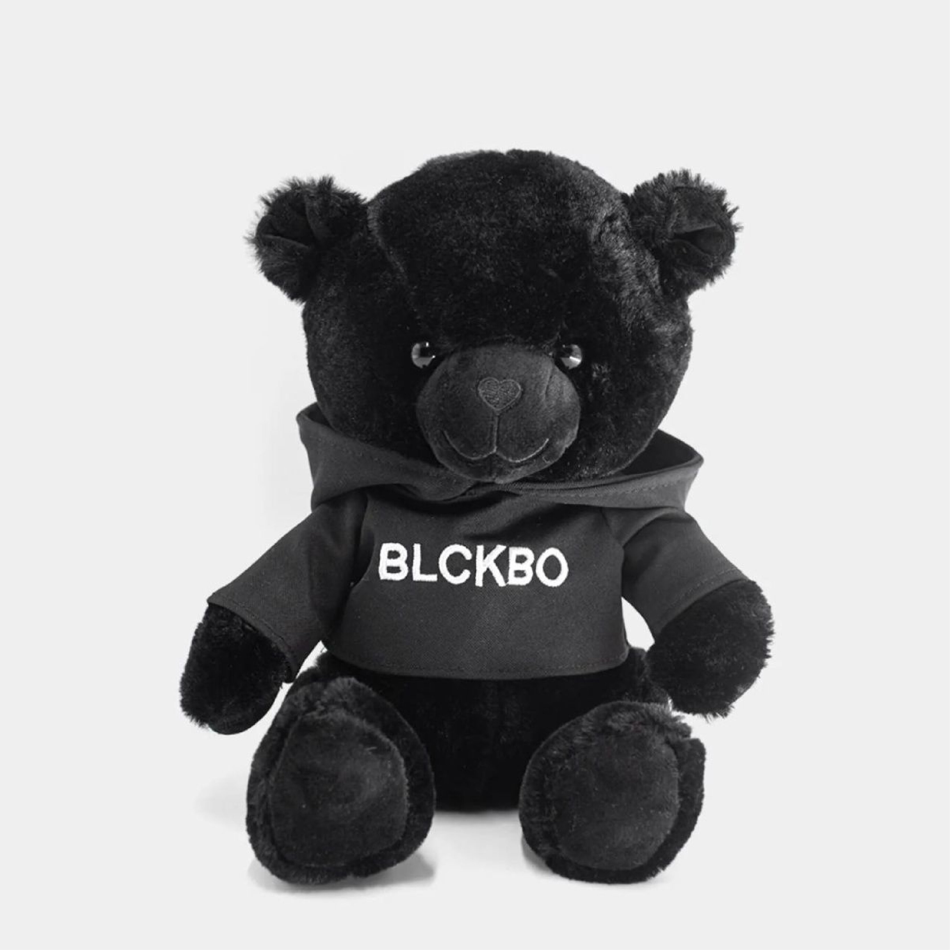 

Мягкая игрушка La-LaLand Мишка в свитере BLCKBO черный 45 см, Мишка в свитере BLCKBO