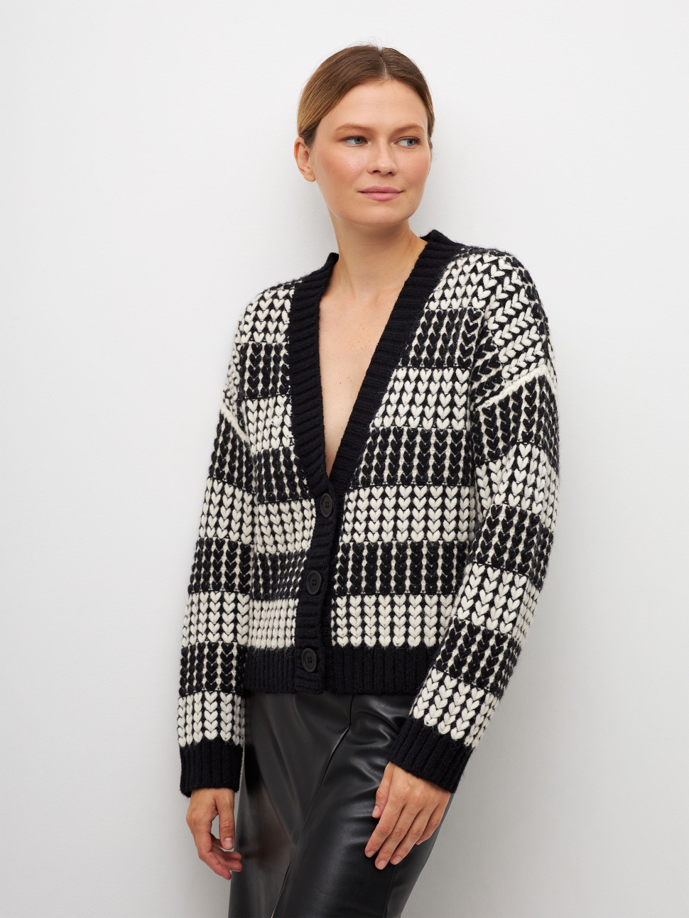 

Кардиган женский Sela Moms 2810010663 черный XS, 2810010663