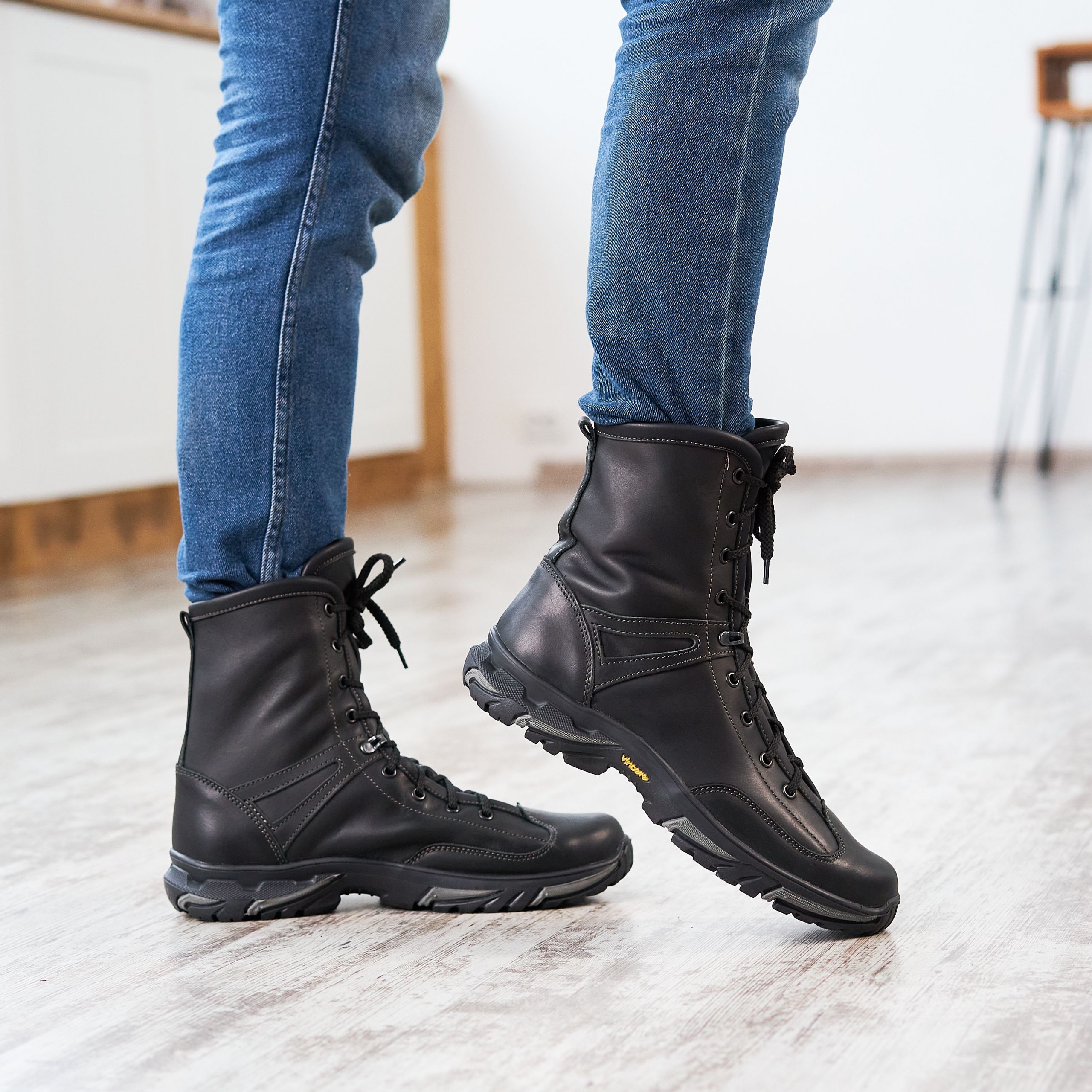 Ботинки мужские Matur Unty D-043 черные 40 RU