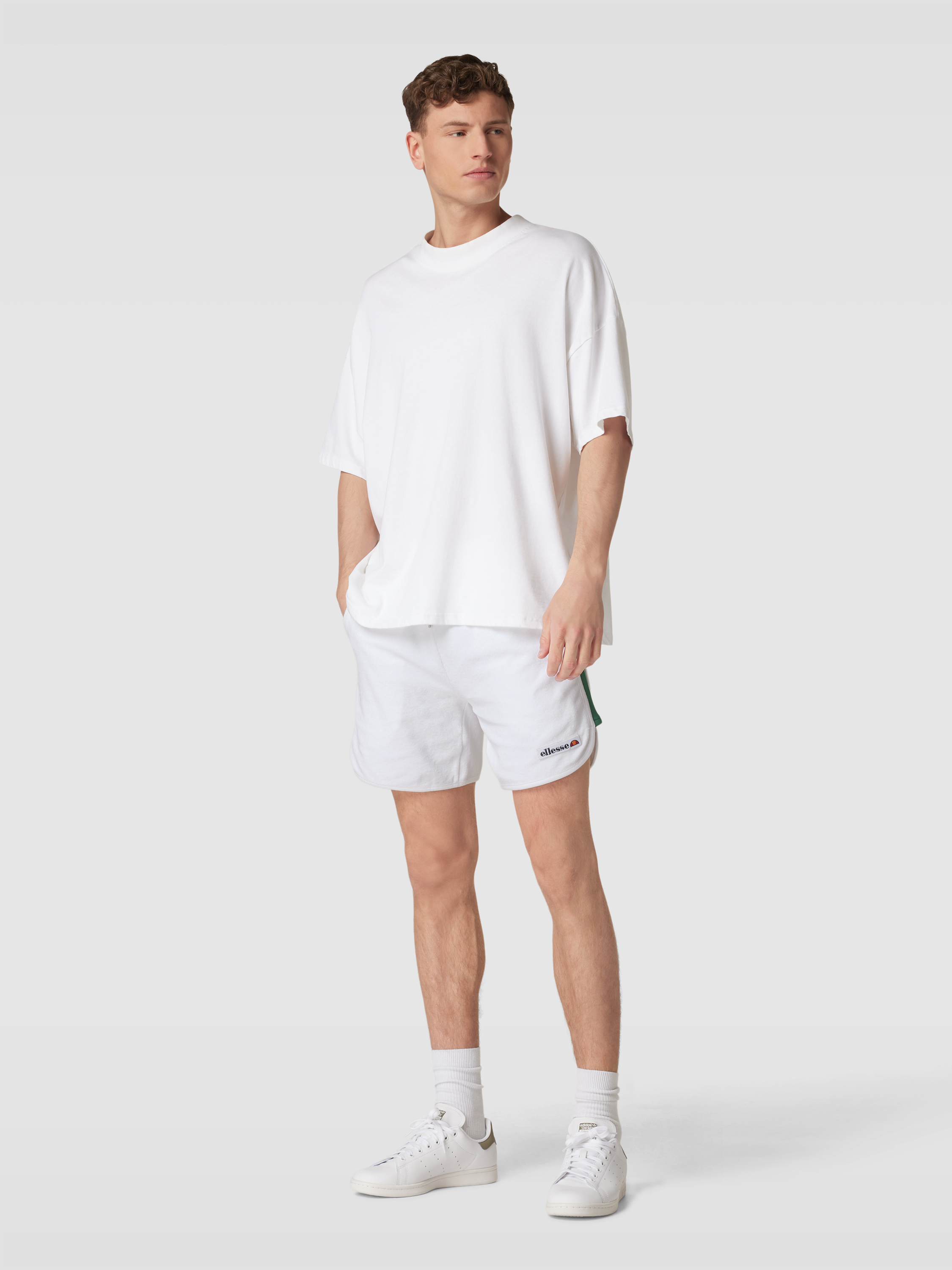 

Спортивные шорты мужские Ellesse 1746633 белые S доставка из-за рубежа, Белый, 1746633
