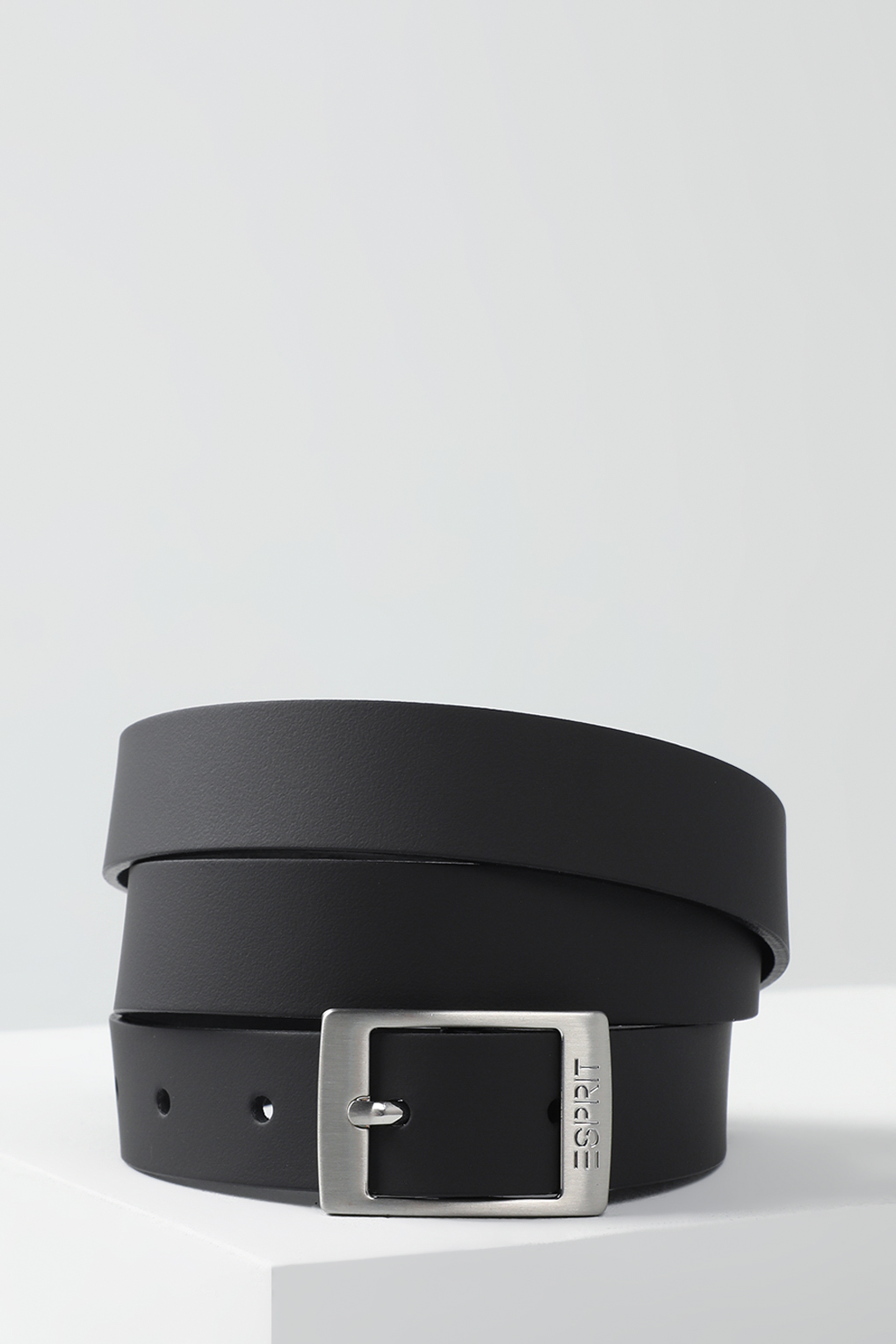 

Ремень женский Esprit Casual 990EA1S301 черный, 80 см, 990EA1S301