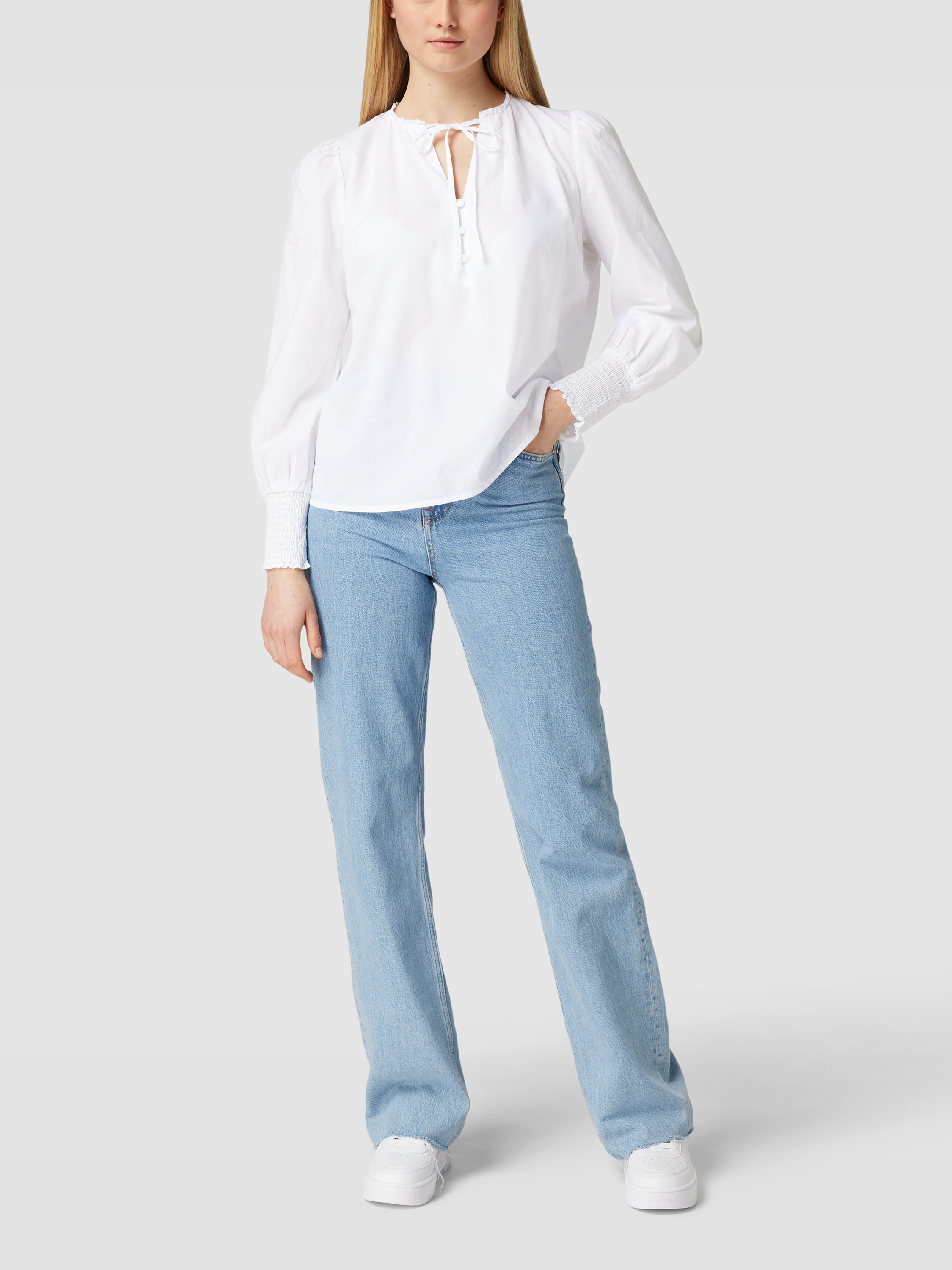 

Блуза женская Esprit 1752640 белая M доставка из-за рубежа, Белый, 1752640