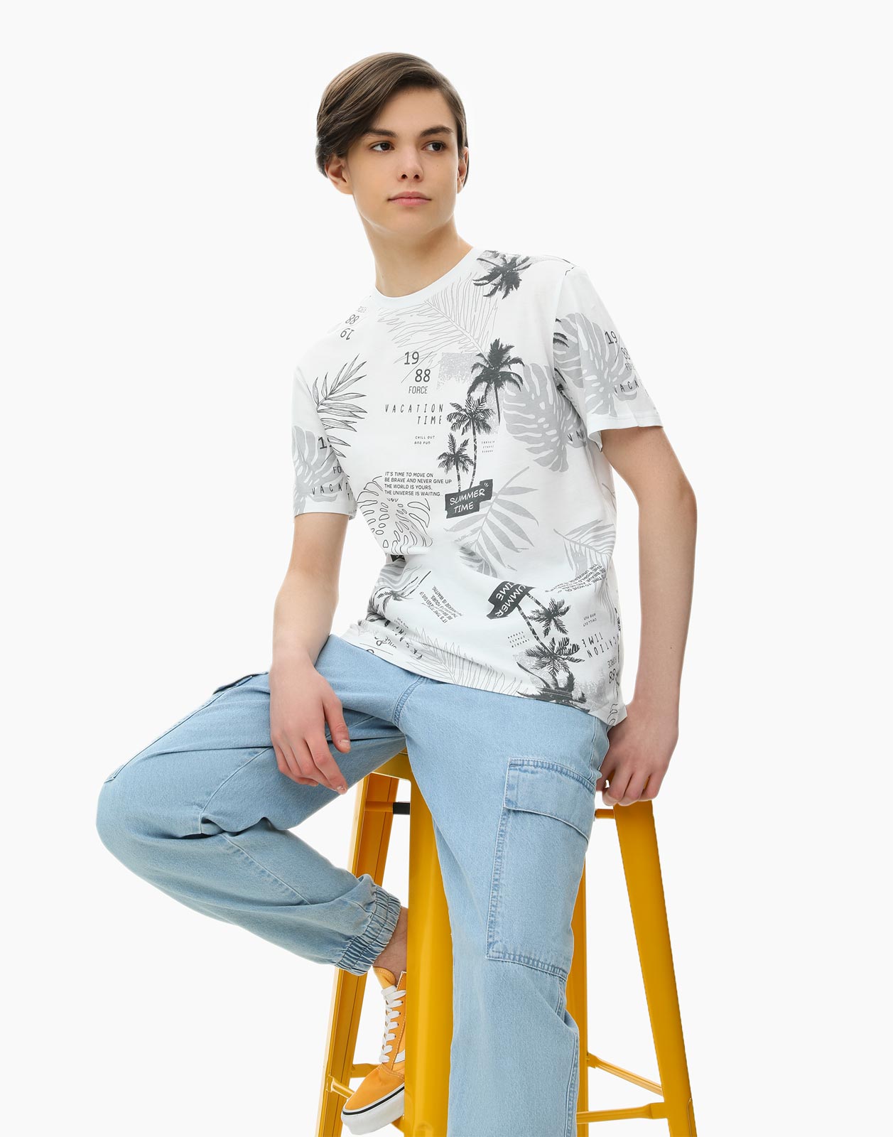 

Белая футболка Regular с принтом для мальчика 10-12л/146-152, Белый, BKT012442