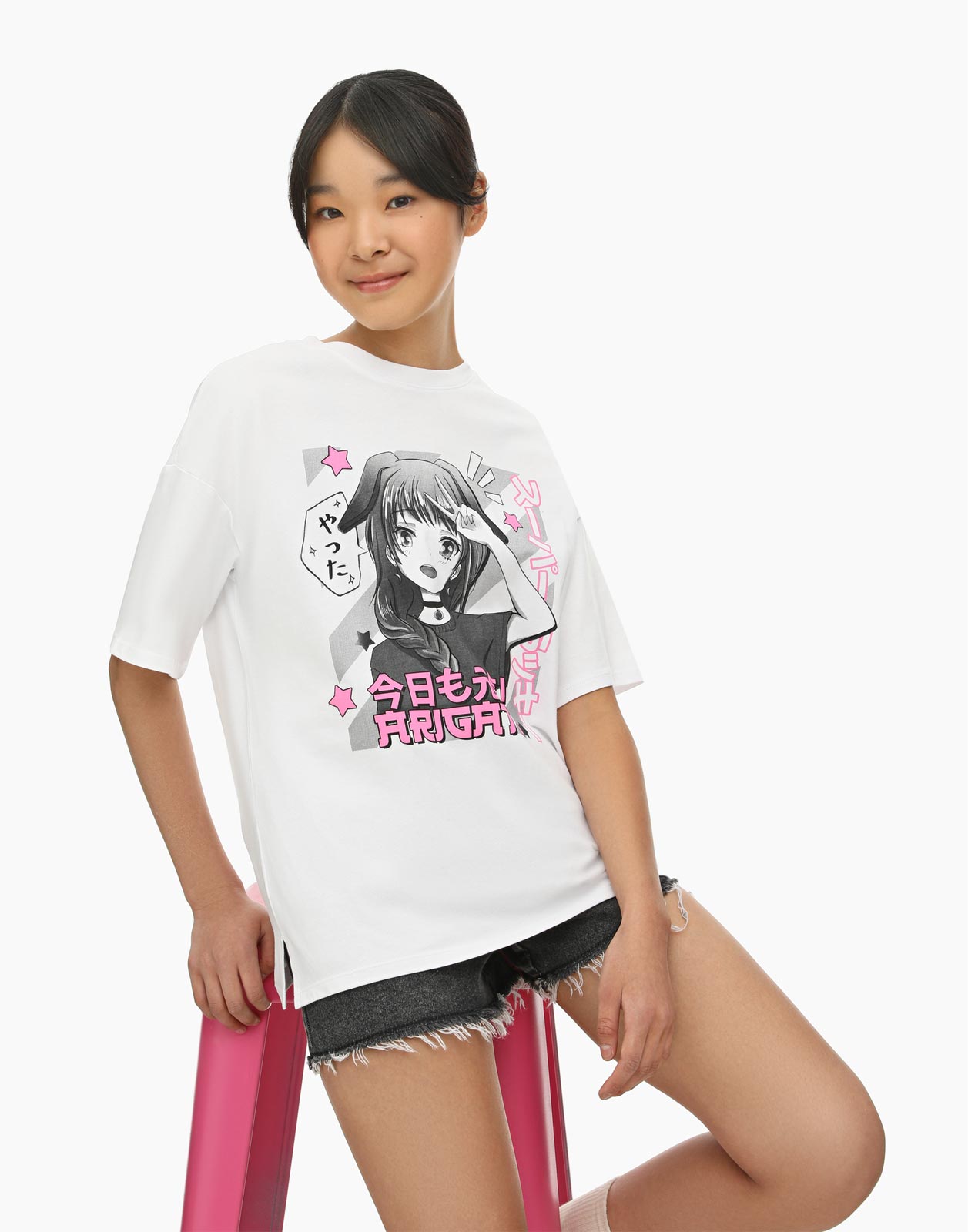 Белая футболка oversize с аниме-принтом для девочки 10-12л/146-152