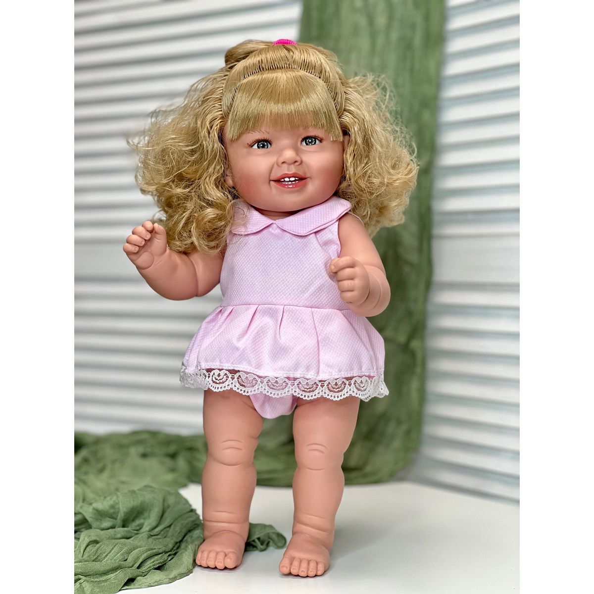 Кукла Manolo Dolls виниловая Diana 47см в пакете 7267