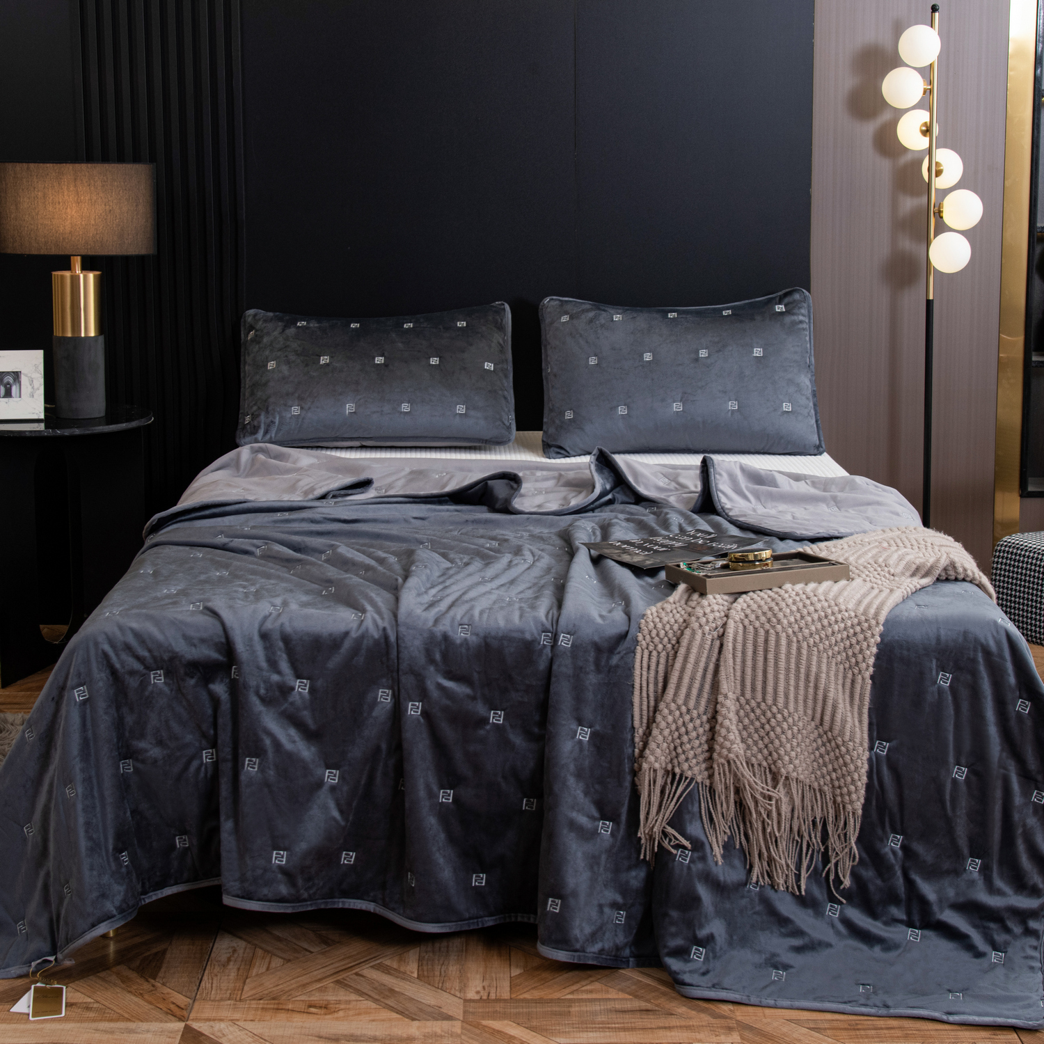 

Покрывало Viva-Home Textile OVS001 240*260 см, наволочки 50-70 см 2 шт, OVS