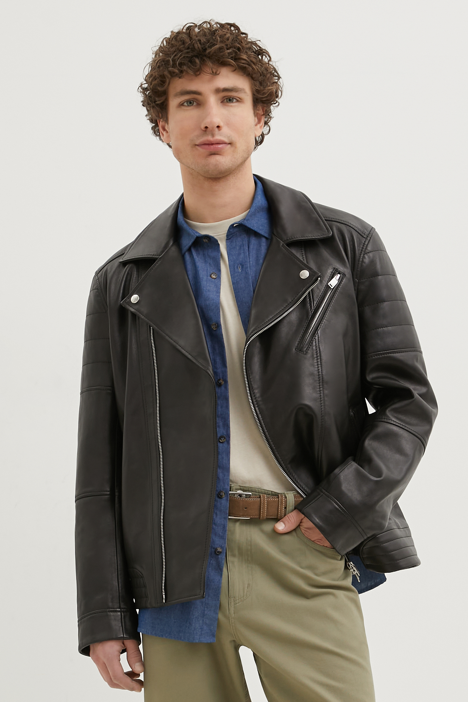 Кожаная куртка мужская Finn Flare FBE21801 черная L