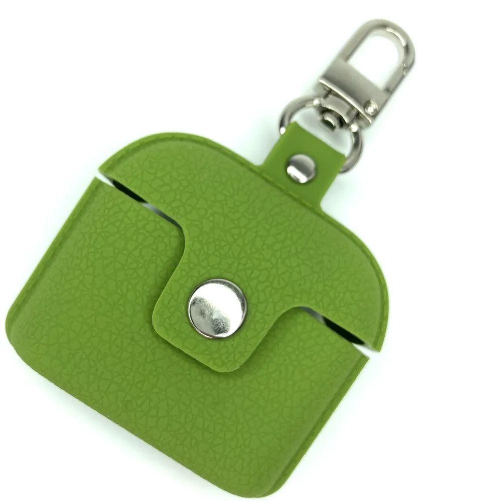 

Силиконовый чехол для AirPods 3 с кнопкой и карабином зеленый