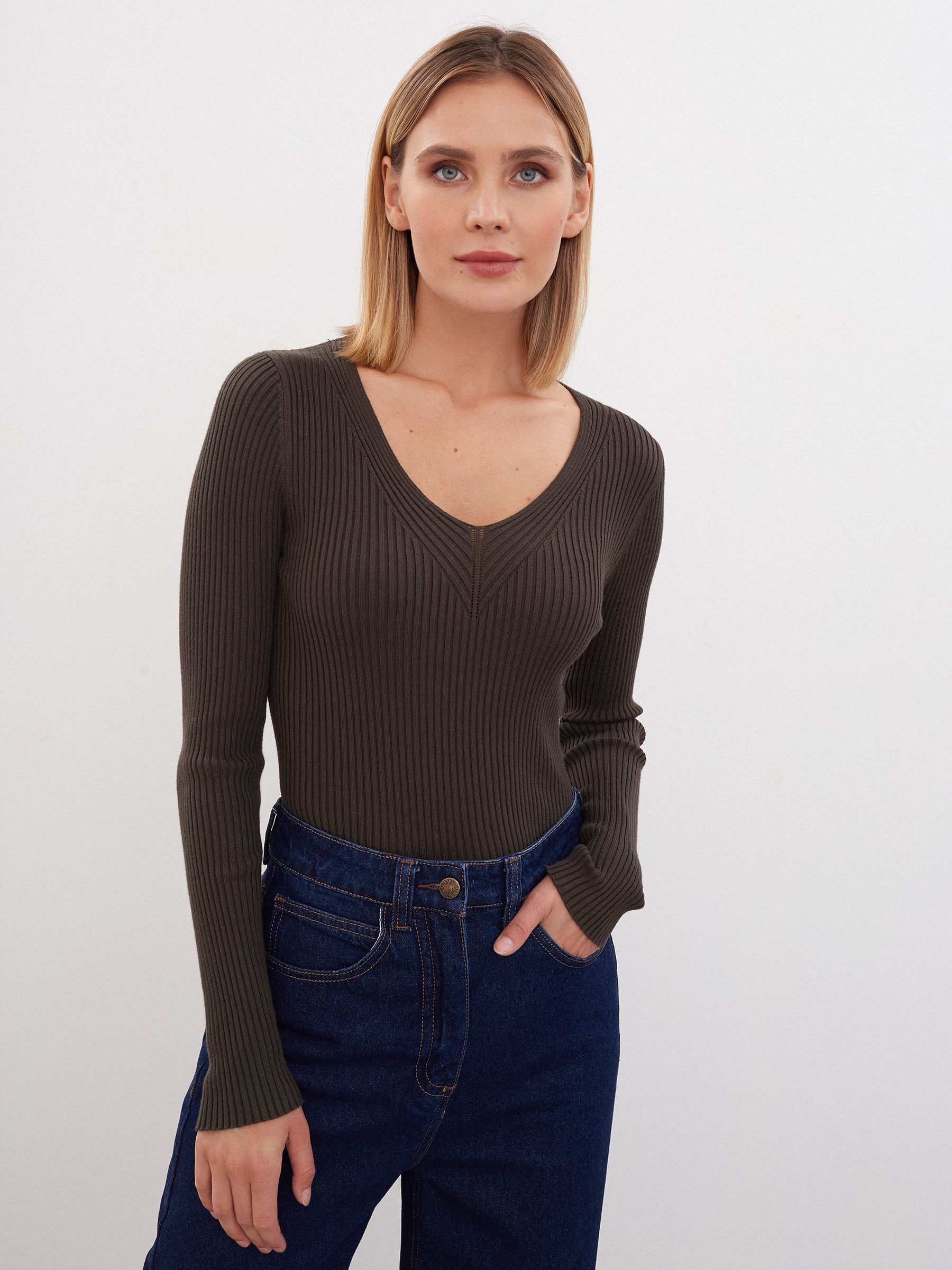 

Джемпер женский Consowear KJL 220639 хаки 46 RU, KJL 220639