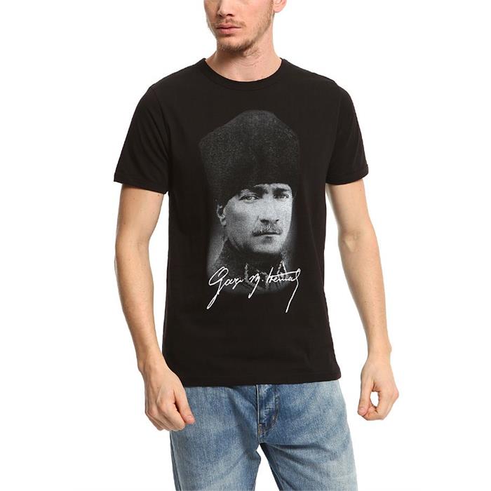 

Футболка мужская Kostebek 97892 белая XL (товары доставляются из-за рубежа), 97892