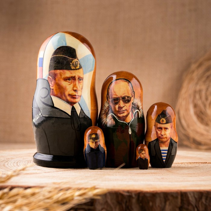 

Матрешка "Путин-Крым", 5 кукол, 10 см