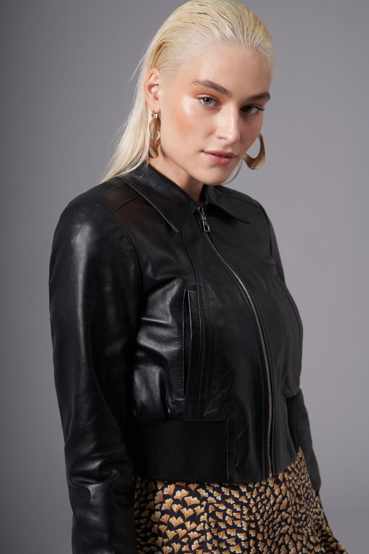 

Кожаная куртка женская Deri Company BD01216 черная XL (товары доставляются из-за рубежа), Черный, BD01216