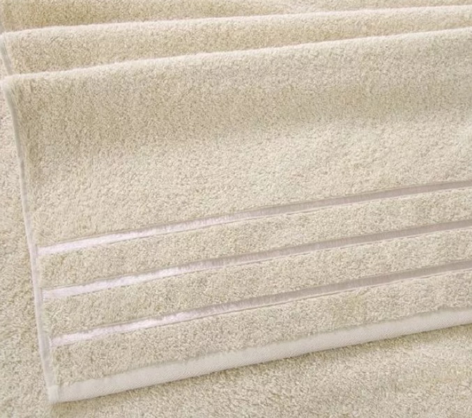 Полотенце Практичный выбор 50 х 80 см махровое бежевое