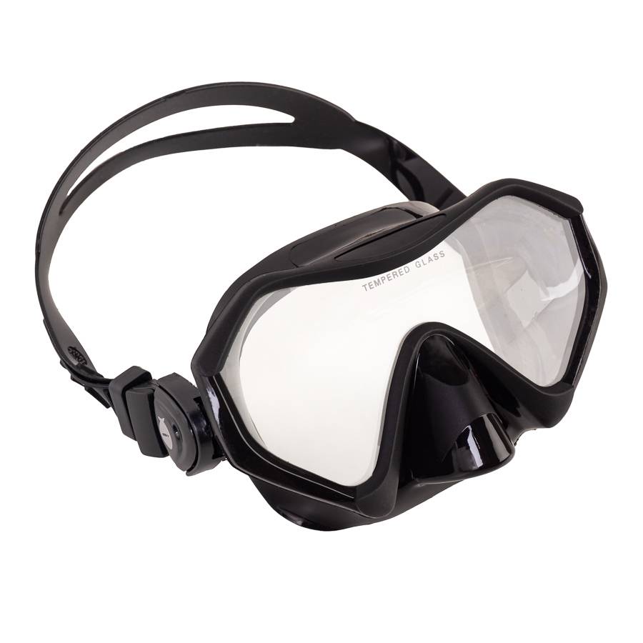 Маска Scorpena i Чёрный