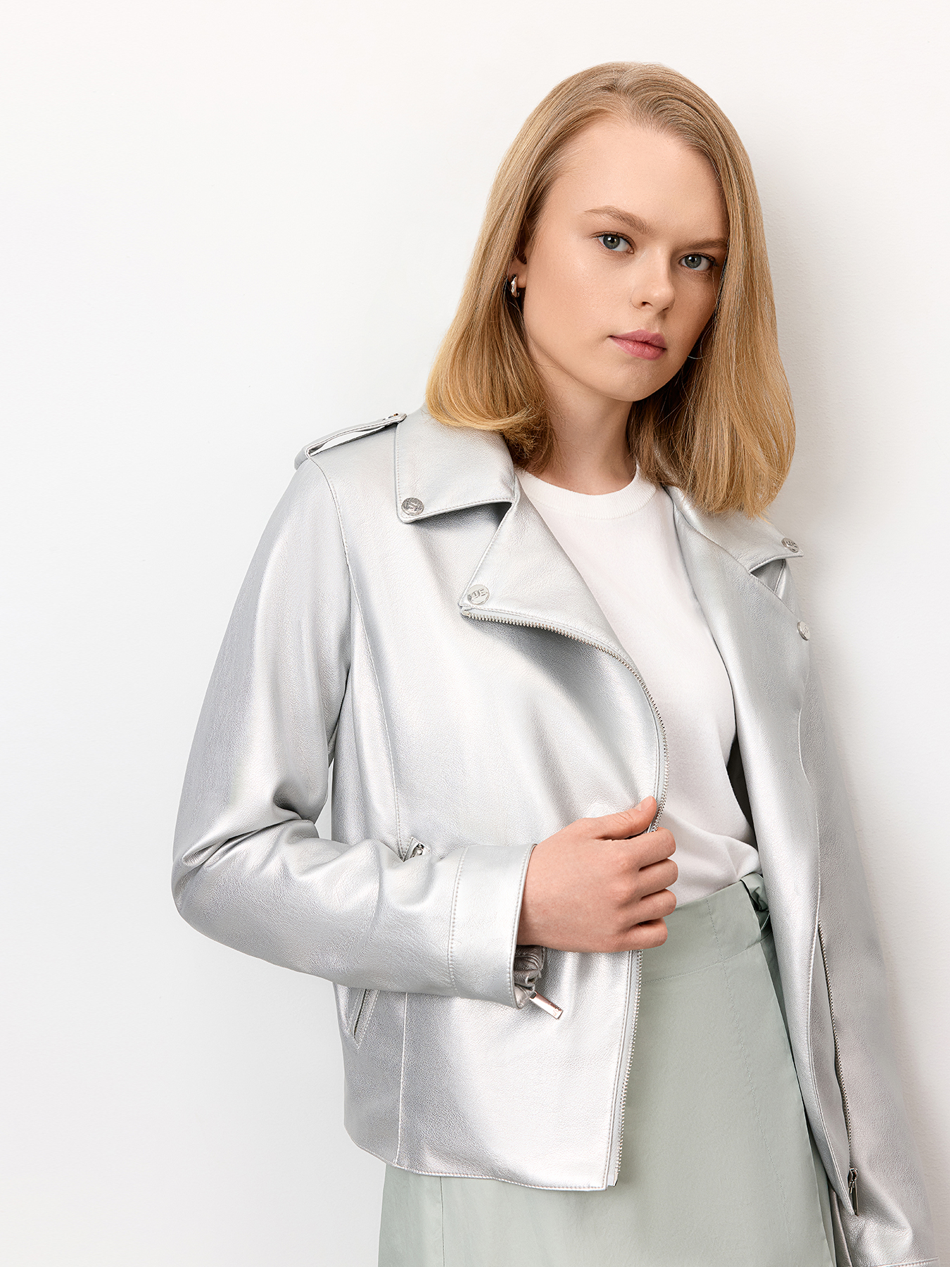 

Куртка женская Just Clothes 460714 серая 46 RU, Серый, 460714