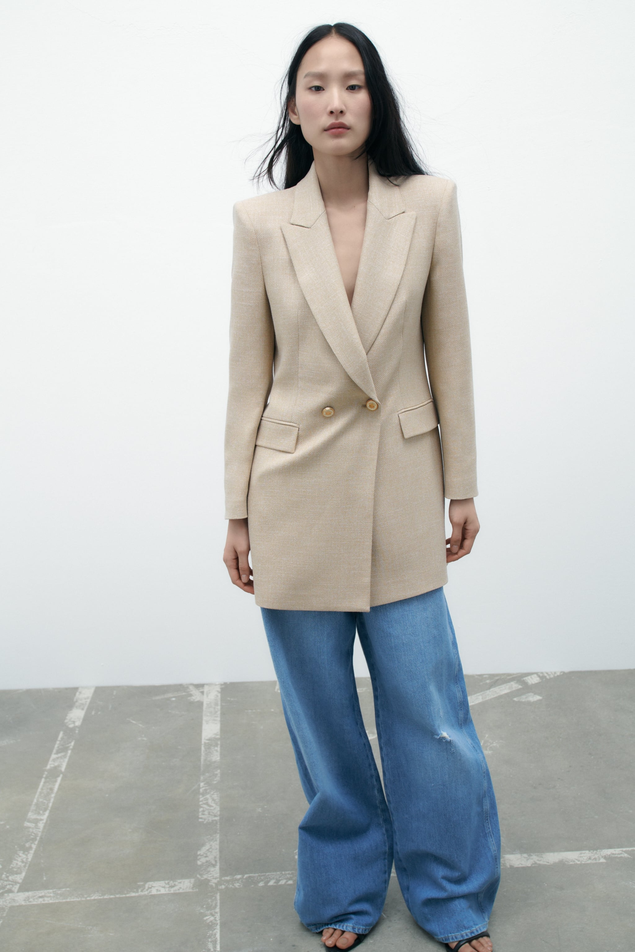 

Блейзер женский ZARA 02422728 бежевый M (доставка из-за рубежа), 02422728