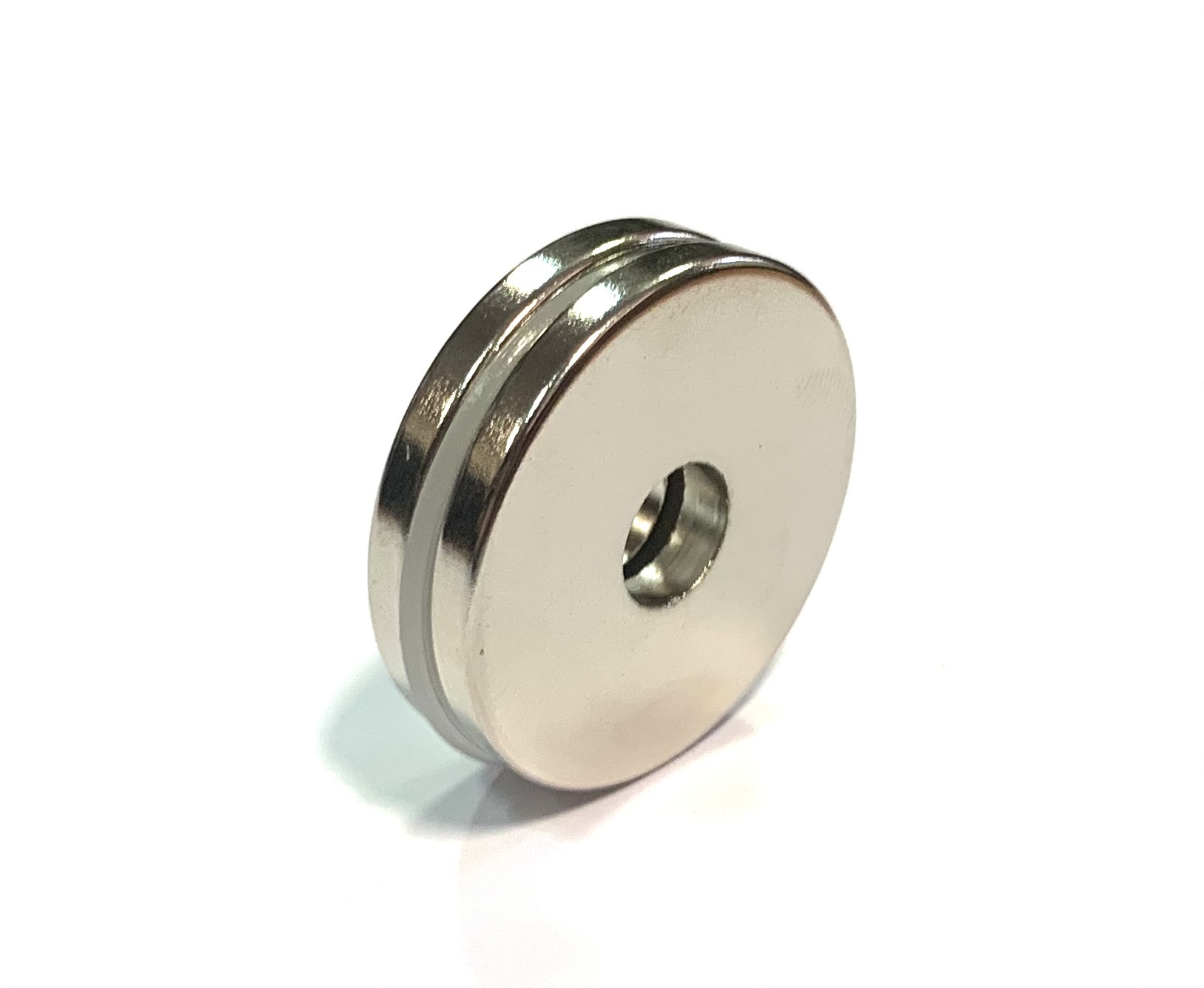 

Неодимовый магнит MagElem ME02812, 30х8.1x3.5 мм - 2 шт, Серебристый