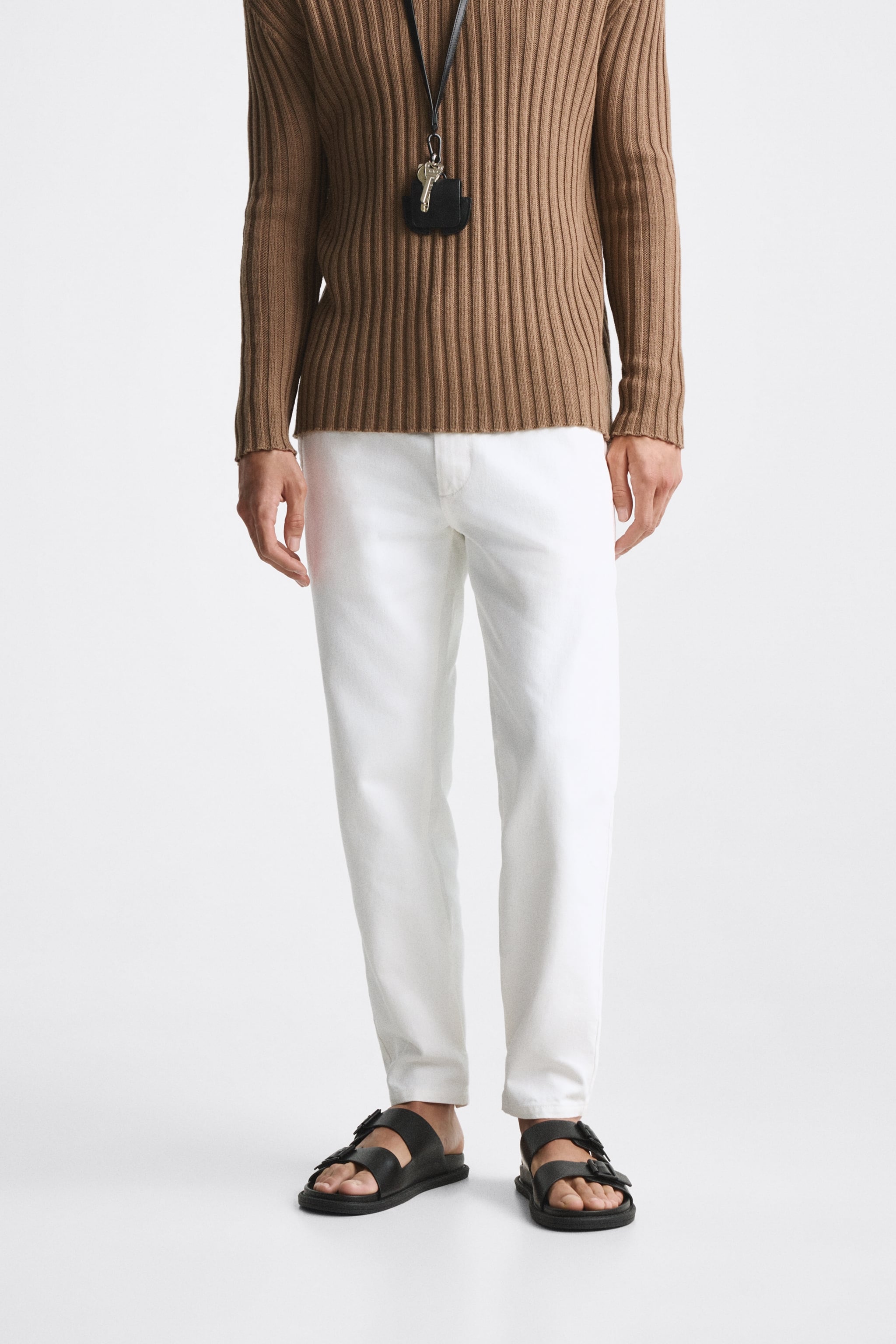 

Джинсы мужские ZARA 06917432 белые L (доставка из-за рубежа), Белый, 06917432