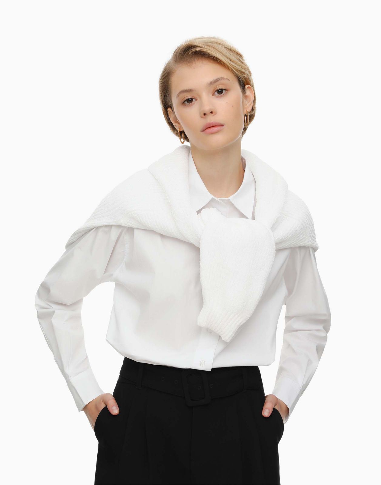 

Рубашка женская GSU001161 Gloria Jeans белая XXS-XS (36-40), Белый, GSU001161