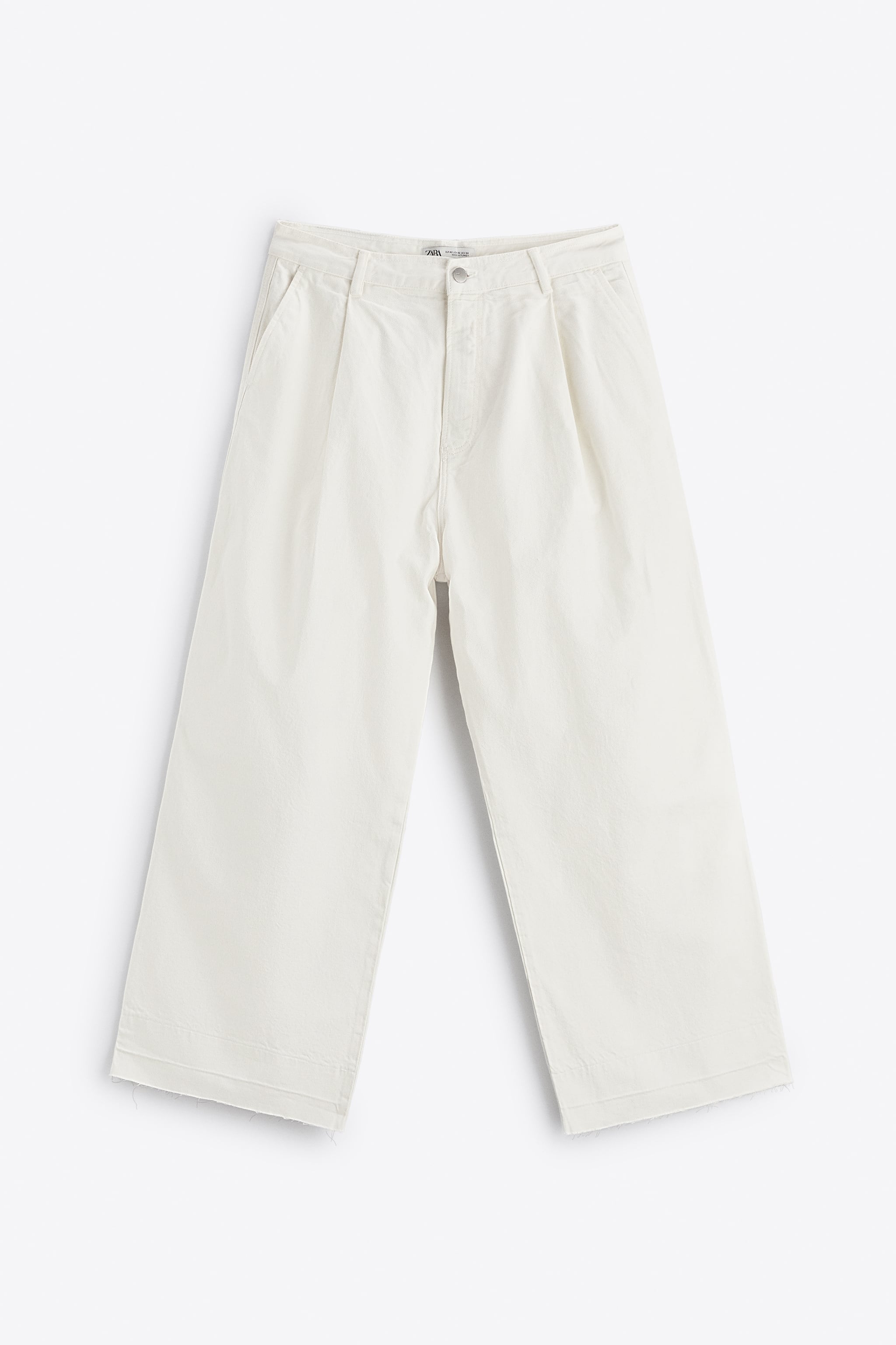 

Джинсы мужские ZARA 06186404 белые 40 RU (доставка из-за рубежа), Белый, 06186404