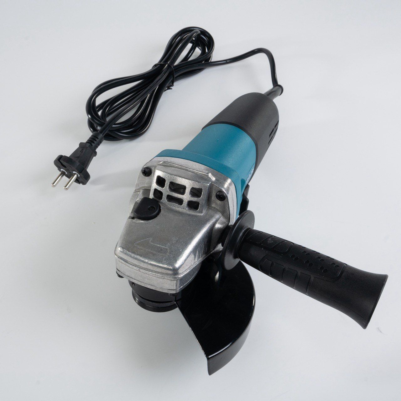 Сетевая угловая шлифовальная машина 300001-PRO 594500₽