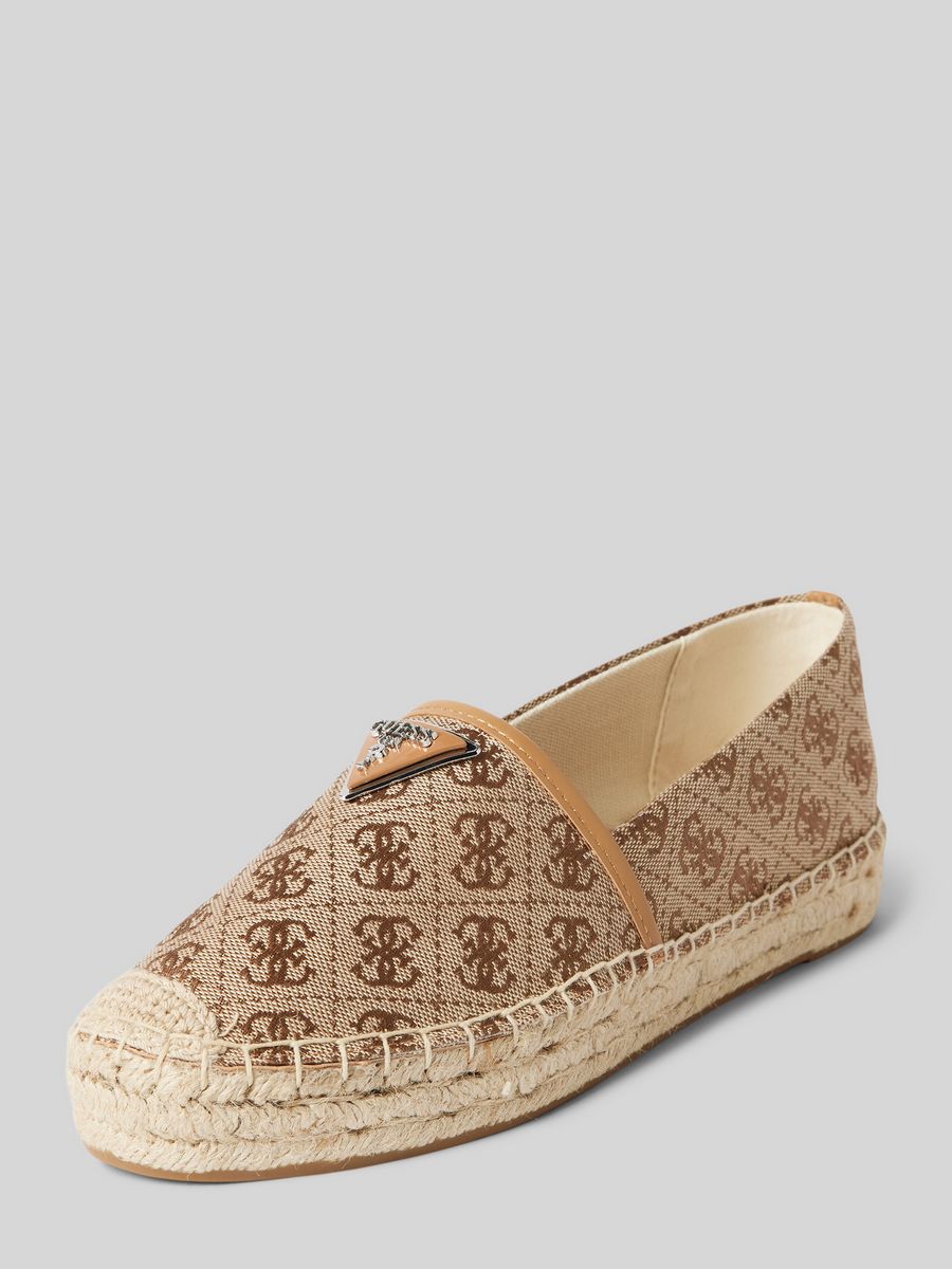 

Эспадрильи женские Guess FLGJDEFAL14 бежевые 40 EU, Бежевый, FLGJDEFAL14