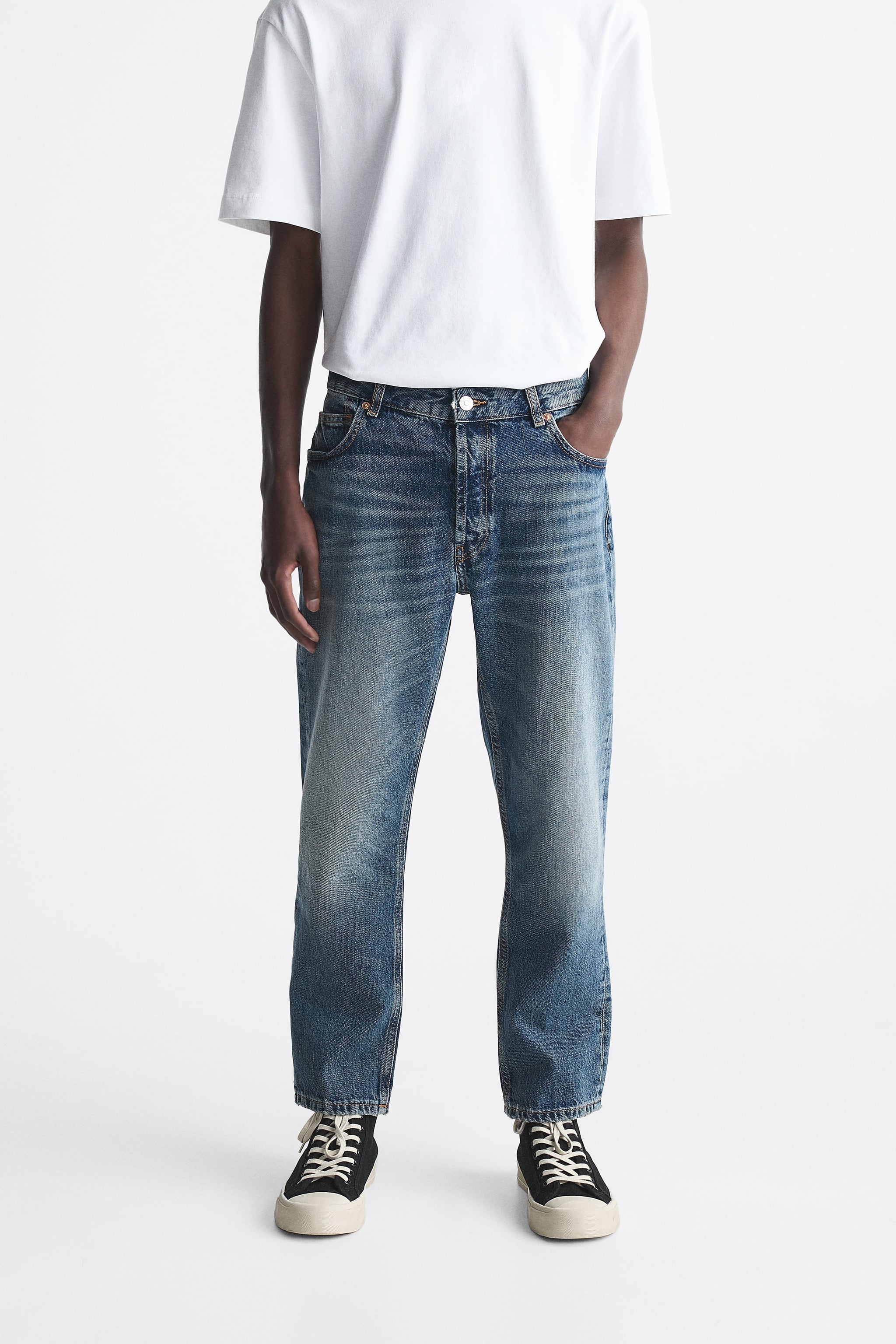 

Джинсы мужские ZARA 06688429 синие 44 RU (доставка из-за рубежа), Синий, 06688429