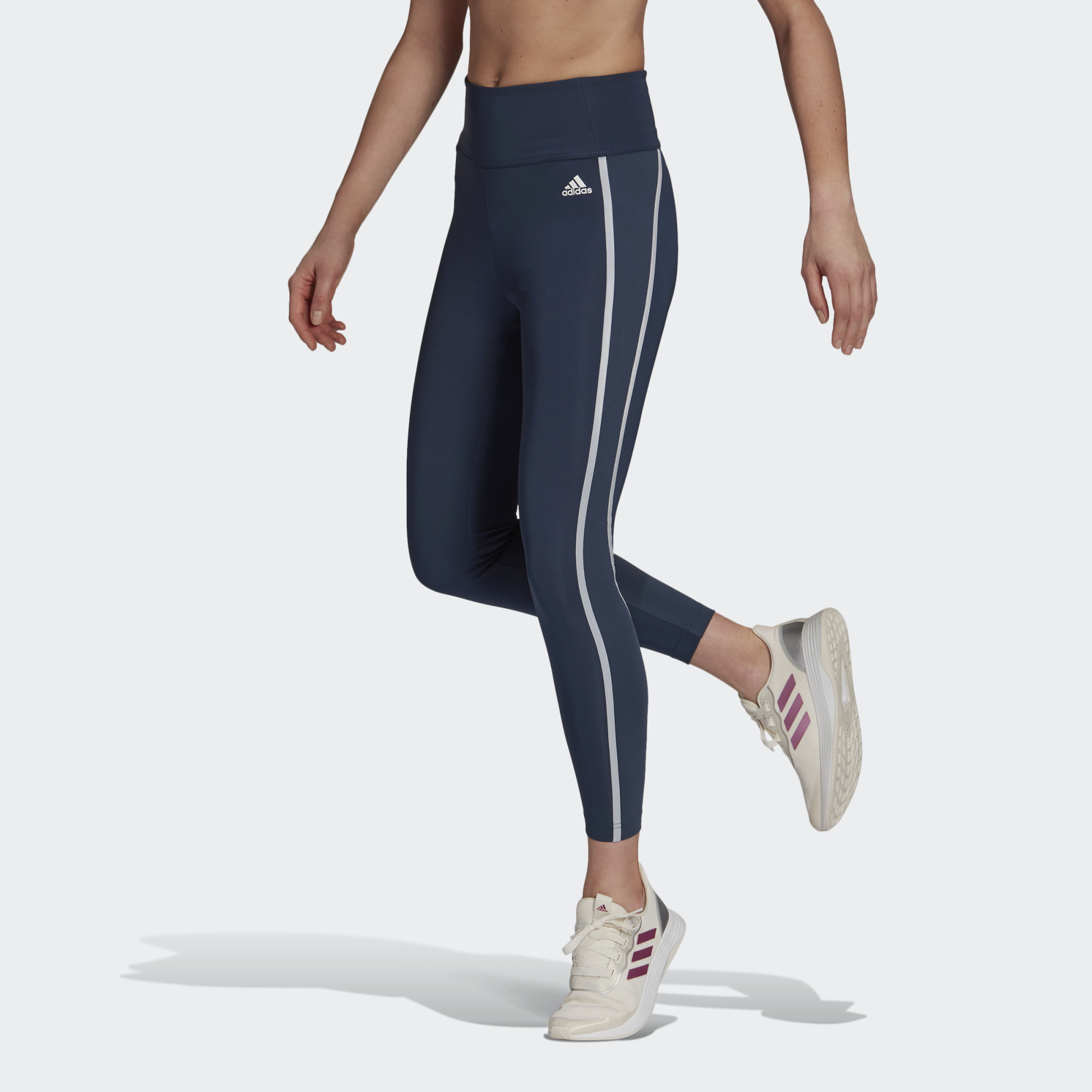 

Тайтсы женские Adidas GL3998 синие M, GL3998
