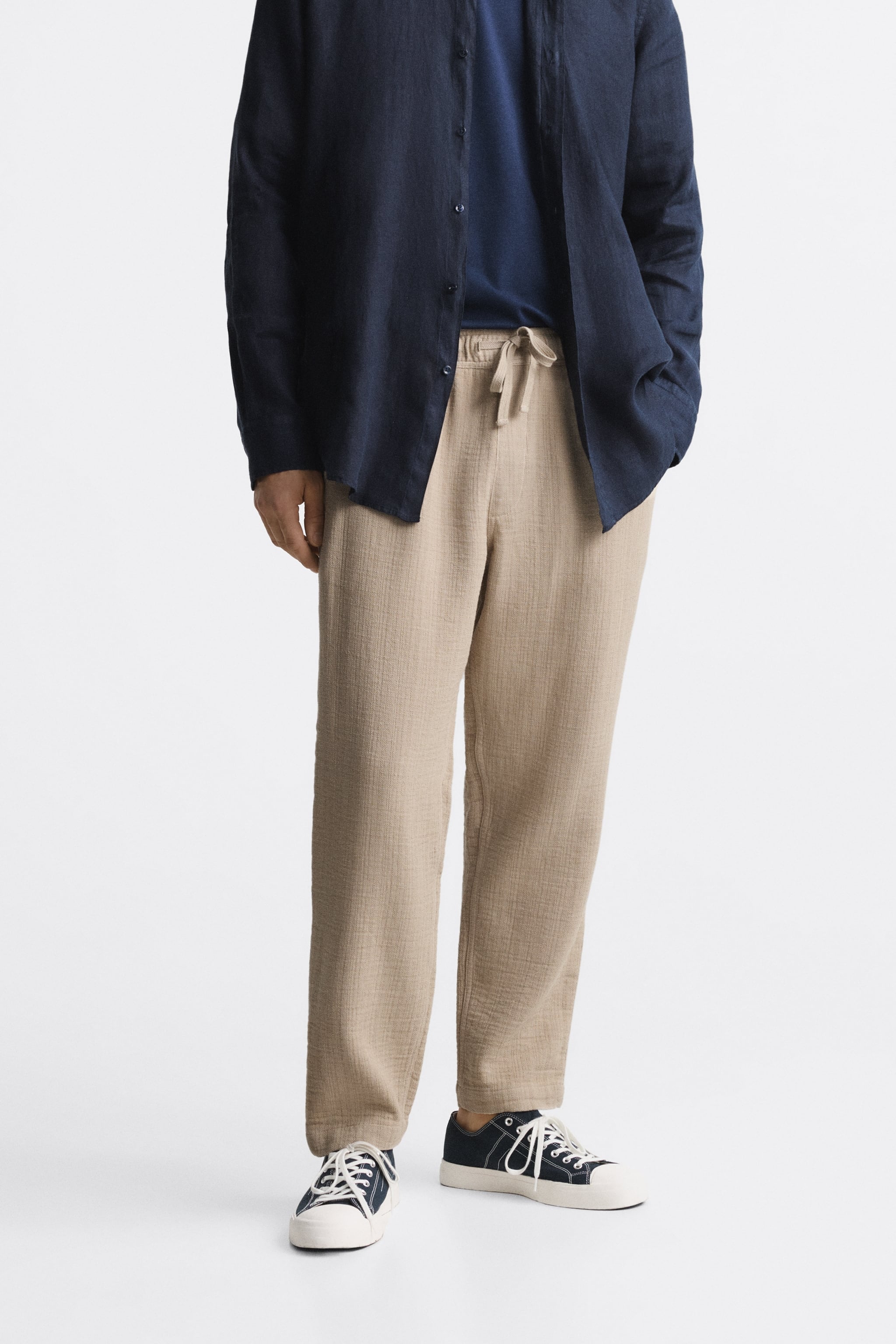 

Брюки мужские ZARA 07147403 бежевые M (доставка из-за рубежа), Бежевый, 07147403