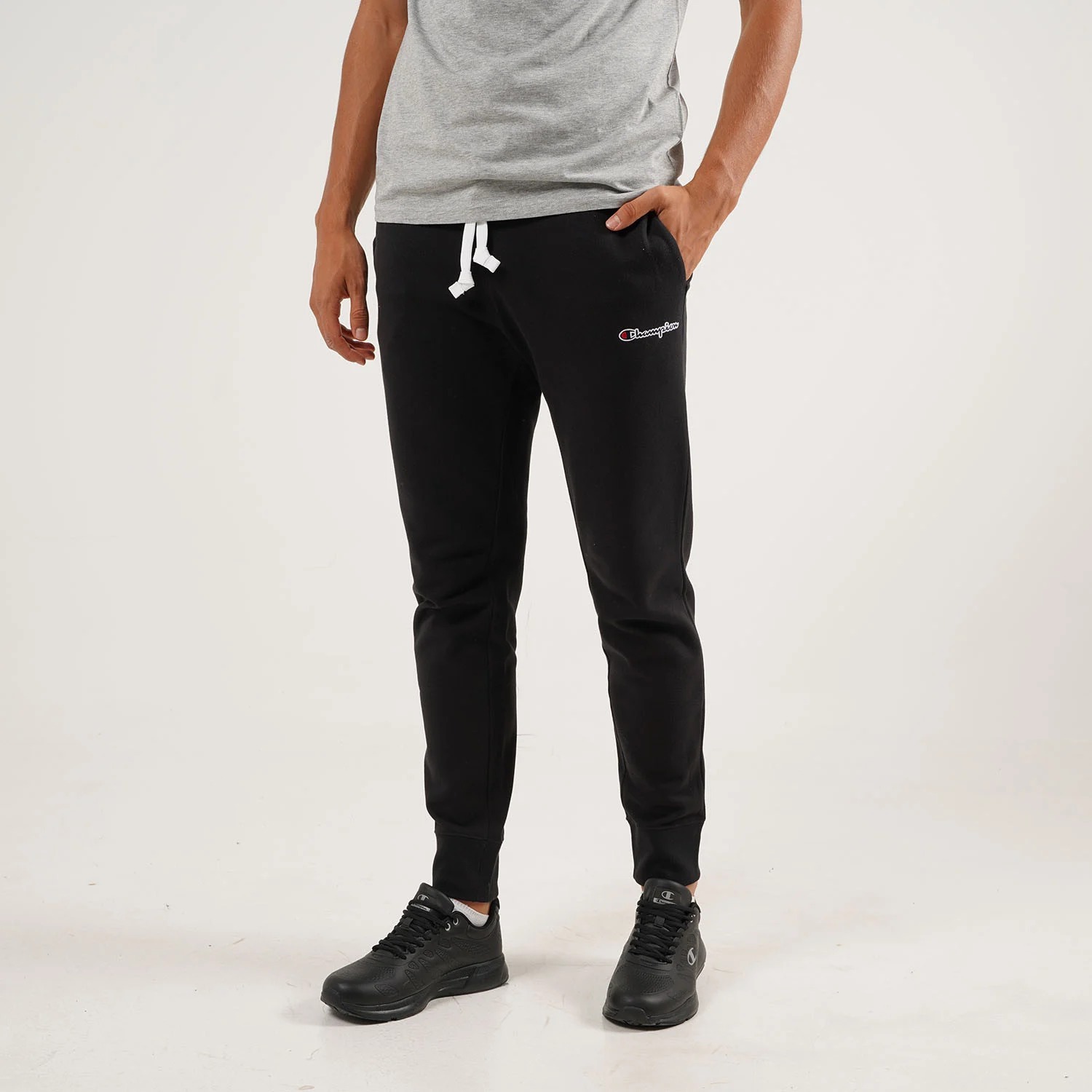 

Спортивные брюки мужские Champion 214724-KK001 черные M, 214724-KK001