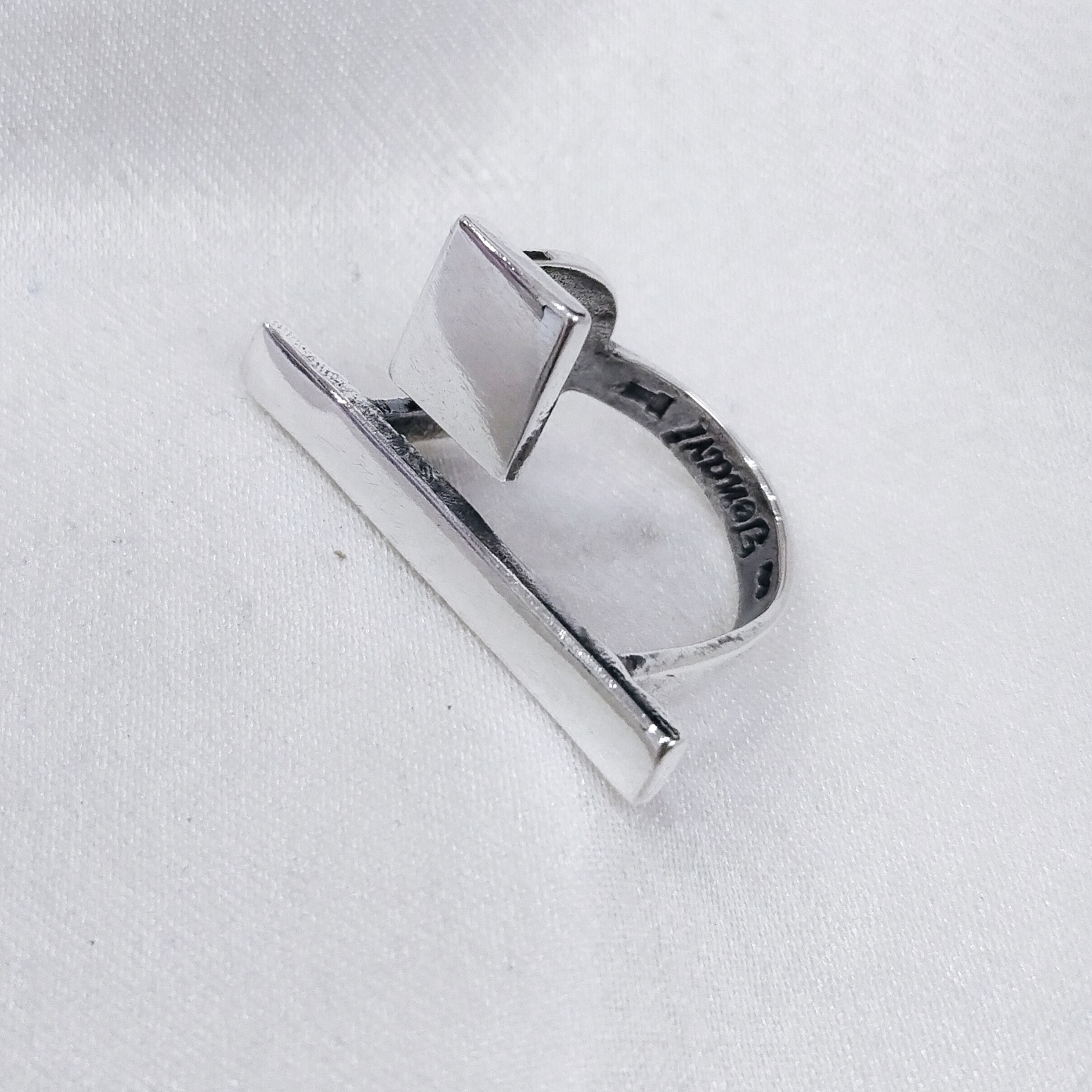 

Кольцо р 16 Jenavi k4883090, k4883090