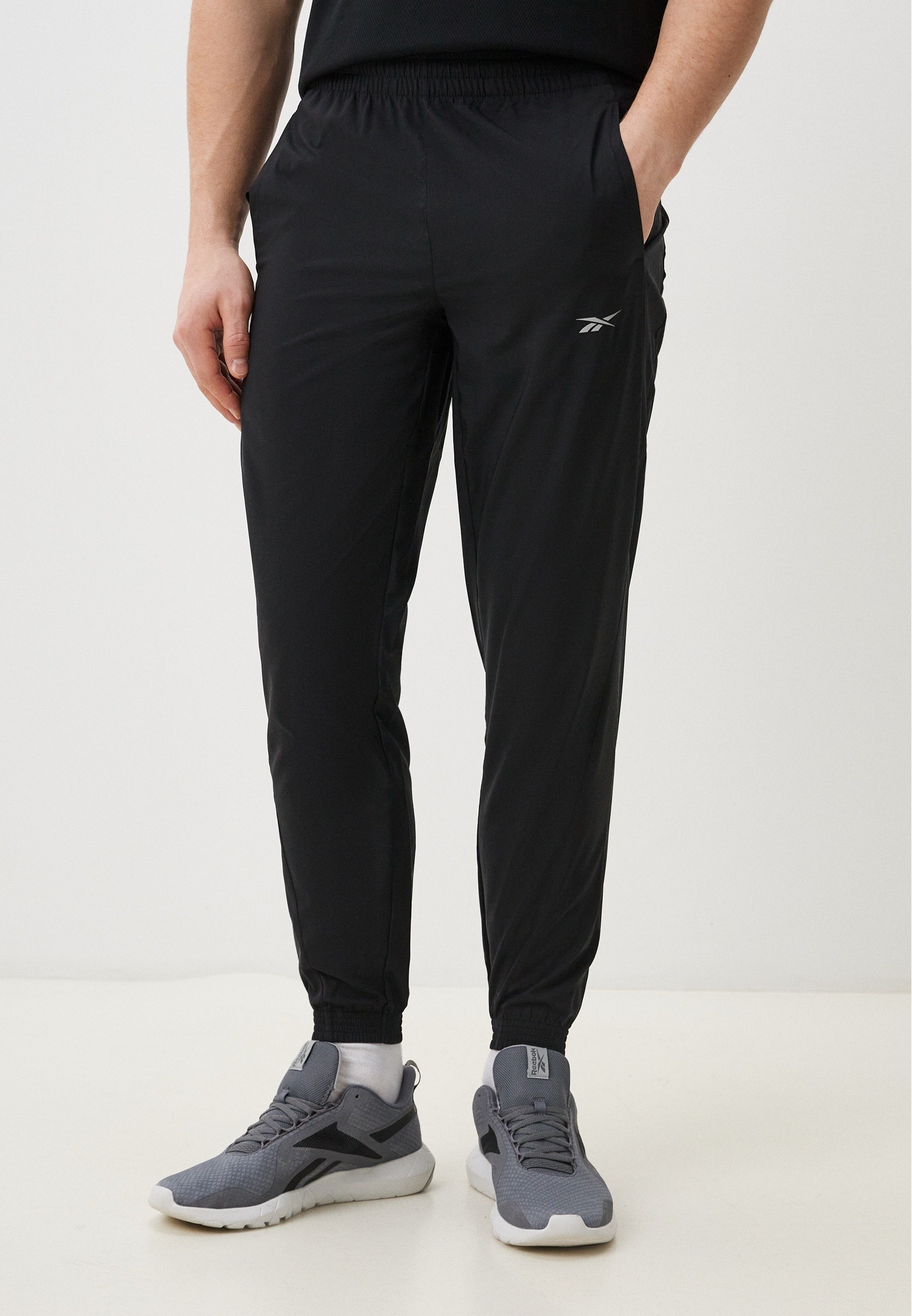 

Спортивные брюки мужские Reebok Running Track Pants черные S, Черный, Running Track Pants