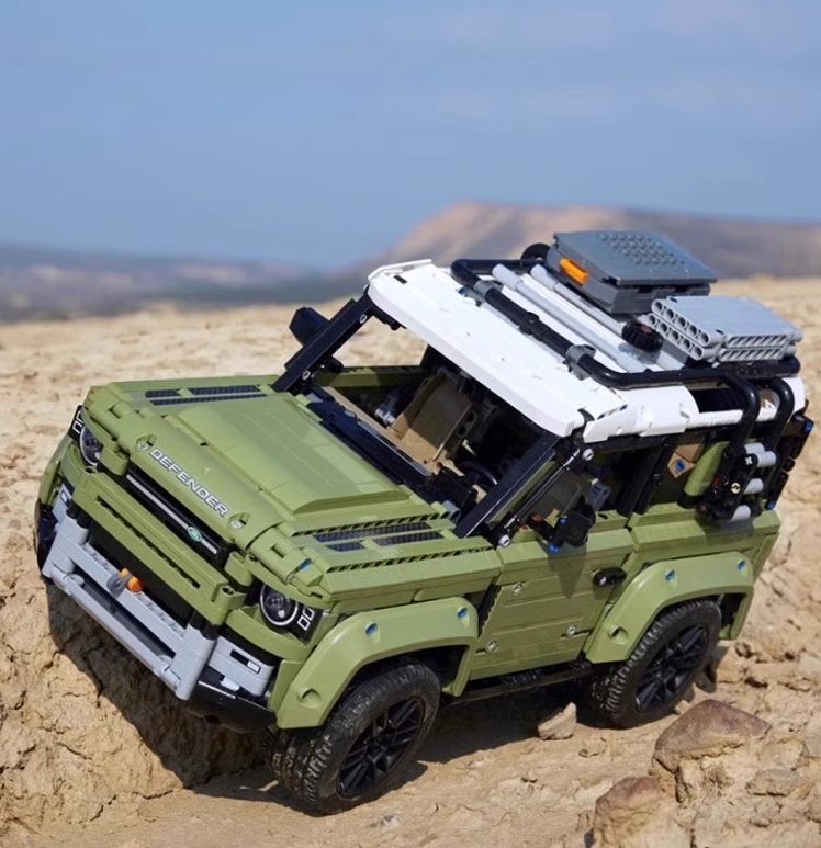 Конструктор Lepin Большая машина Land Rover Defender, 2573 дет машина на р у welly land rover defender 84005