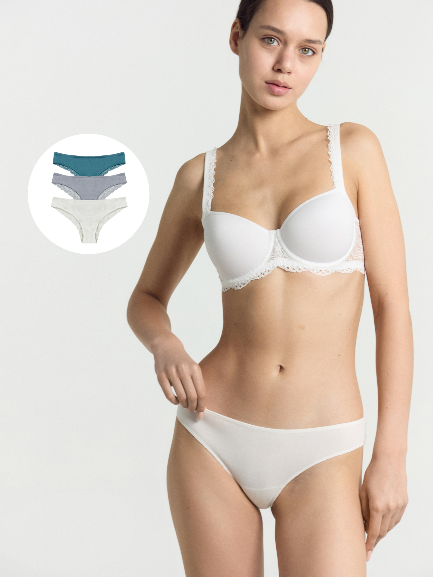 

Комплект трусов женских MARK FORMELLE 412348-3 24-55.8-27196Б-16 зеленый/серый/белый 90, ТРУСЫ ЖЕНСКИЕ (3ШТ.) 412348-3