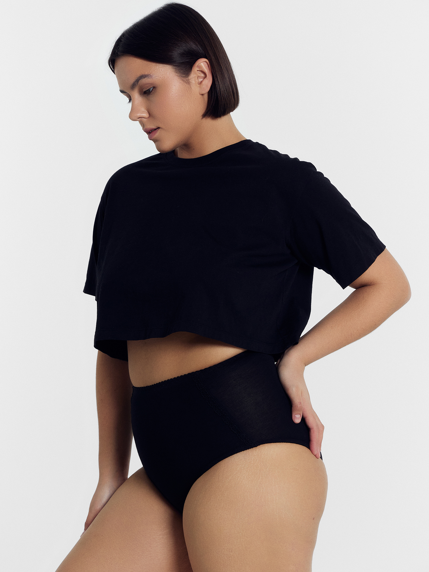 

Трусы женские MARK FORMELLE 412243 24-4-26752Б-5 черные 106, Черный, ТРУСЫ ЖЕНСКИЕ 412243