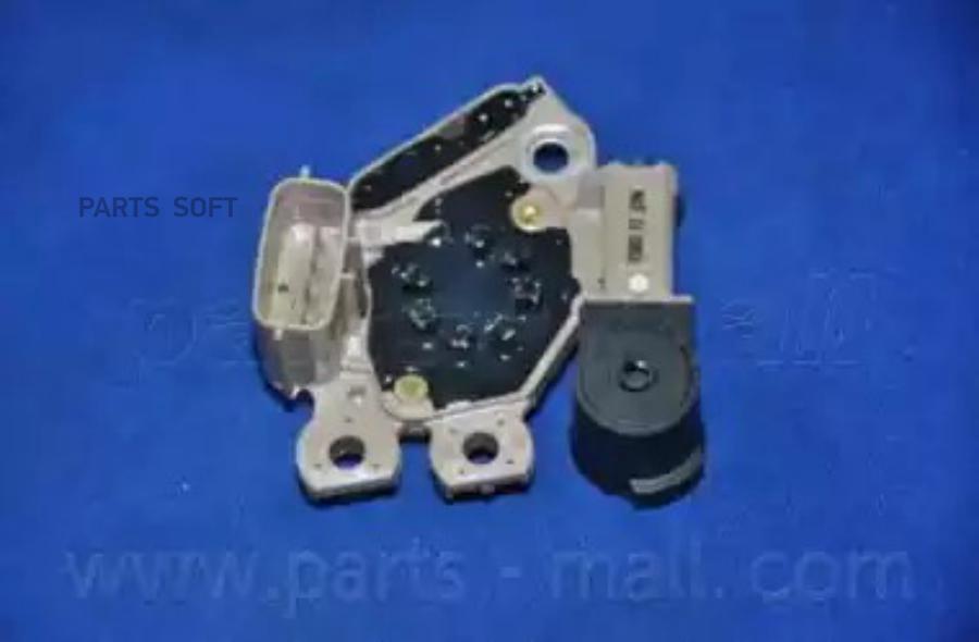 PARTS-MALL Регулятор генератора HYUNDAI SANTAFE 00MY 3737038400