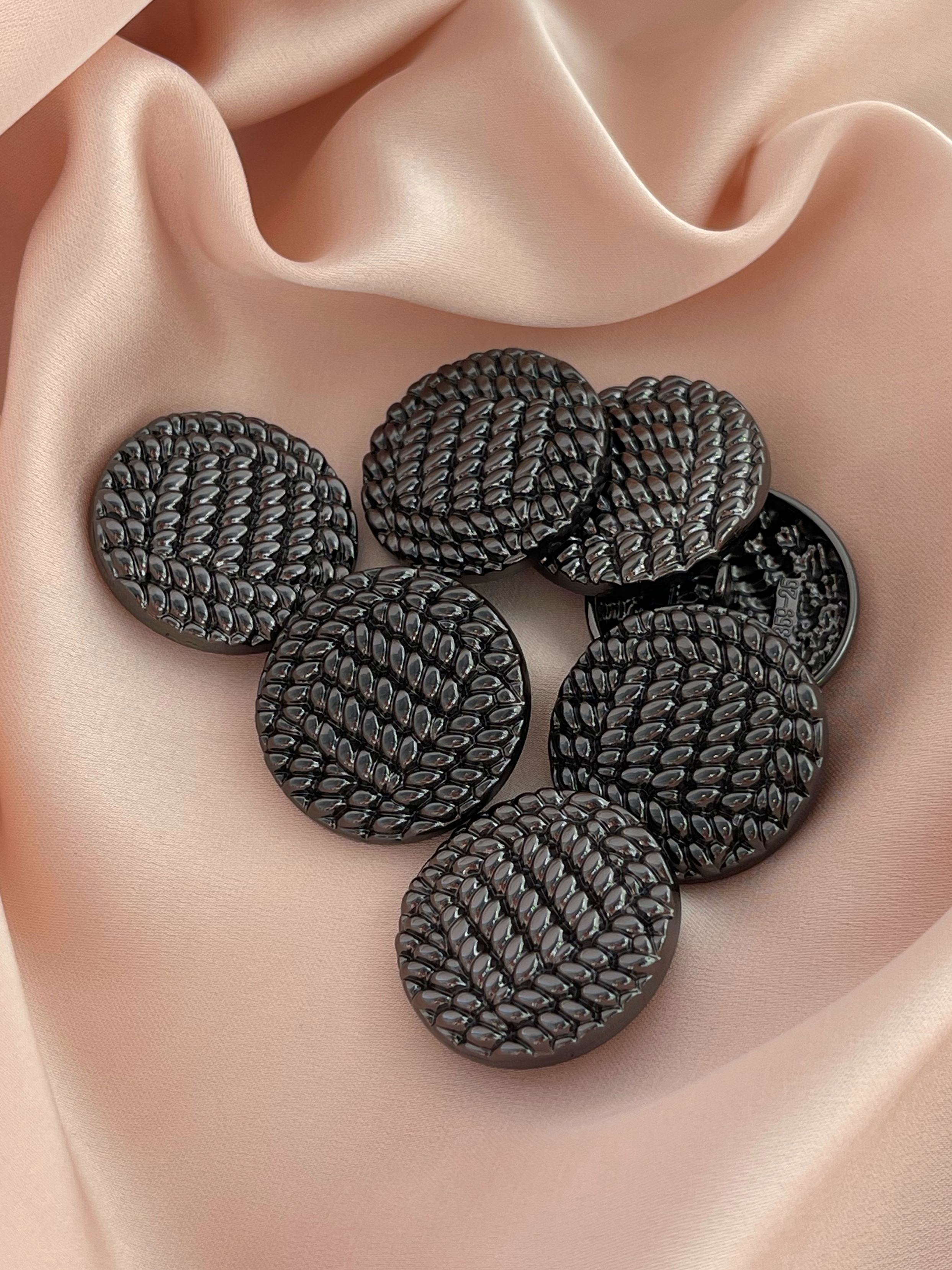 Декоративные пуговицы, Bouton,  черный графит 25мм., 7 штук.