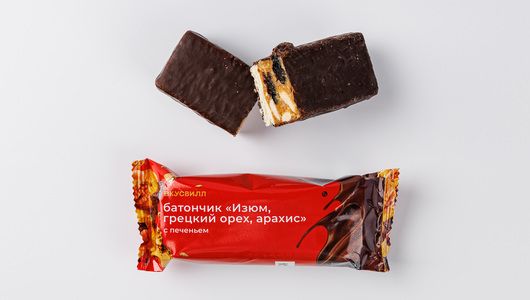 

Батончик ВкусВилл изюм-грецкий орех-арахис с печеньем 65 г