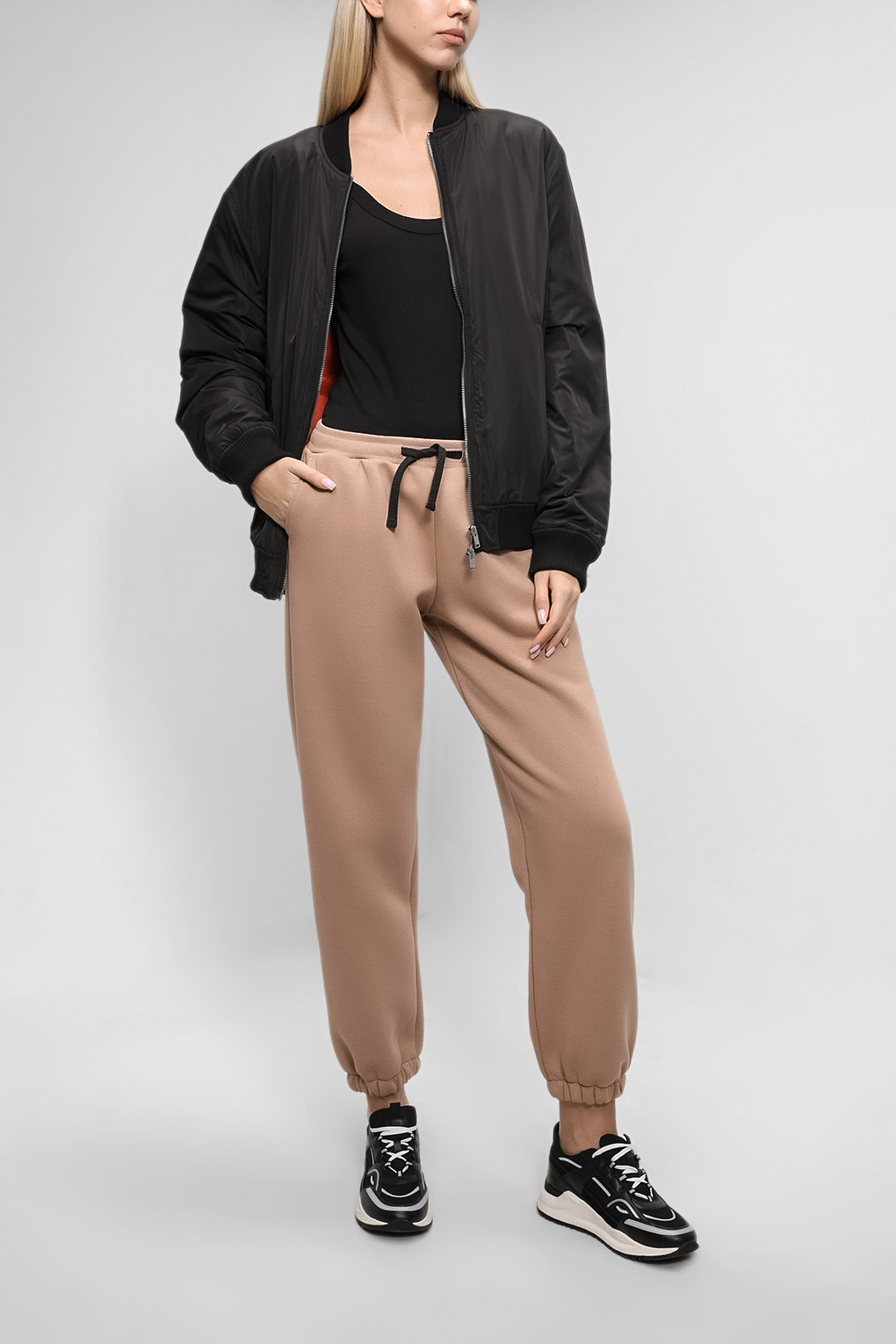 

Спортивные брюки женские Belucci BL22082133CD-017 бежевые XS, BL22082133CD-017