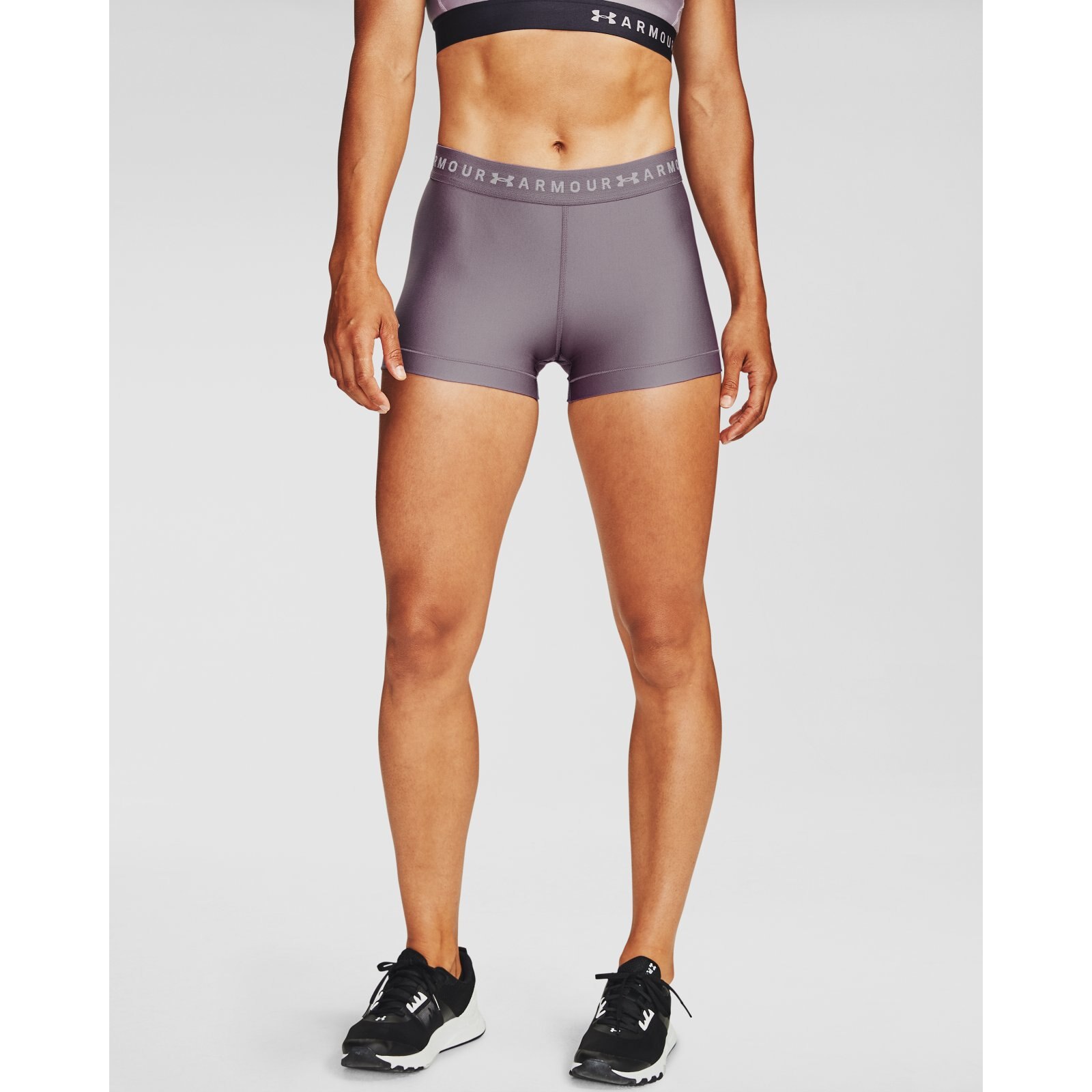 фото Спортивные шорты женские under armour hg shorty серые xl