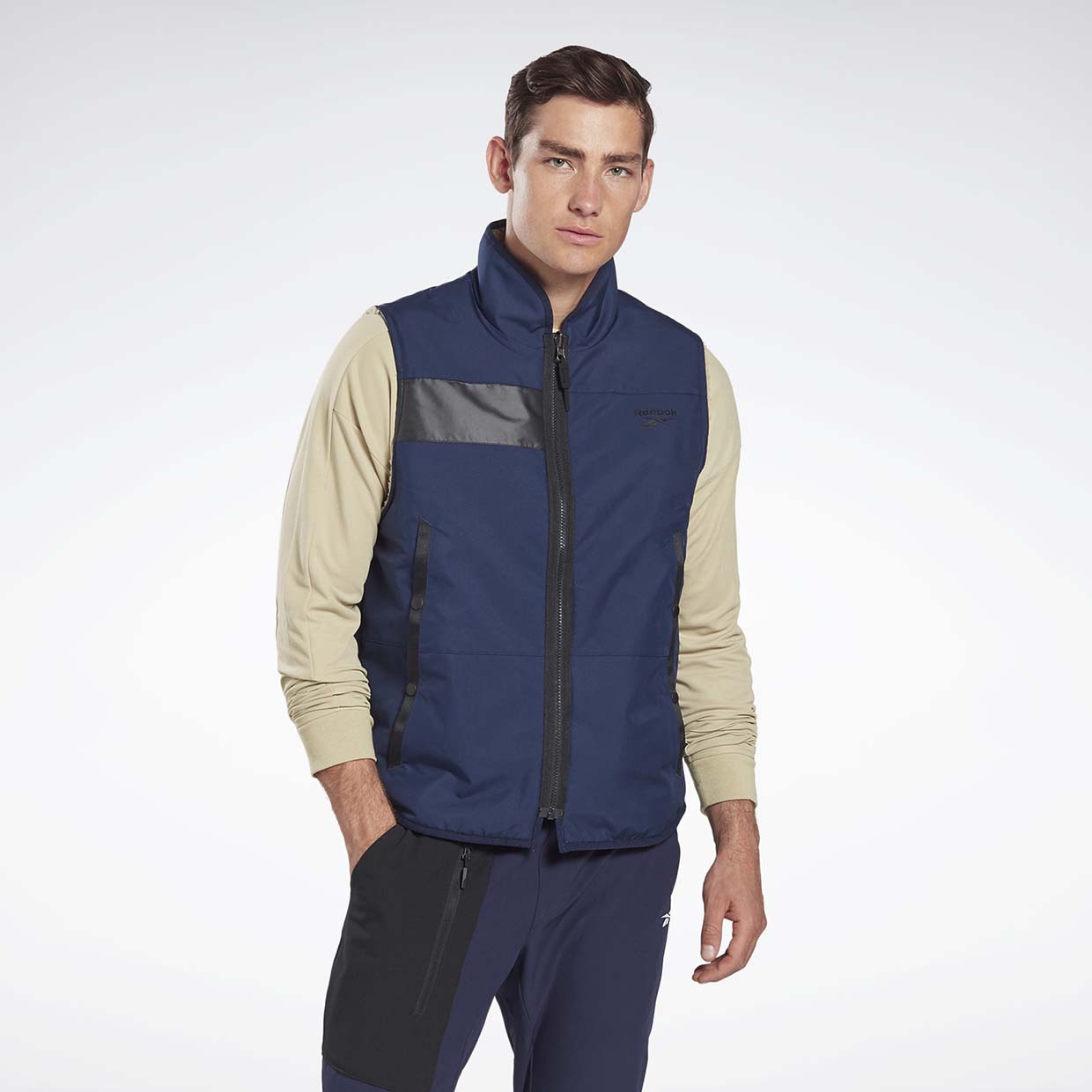 

Жилет мужской Reebok OW C SHRP WVN VST синий S, OW C SHRP WVN VST