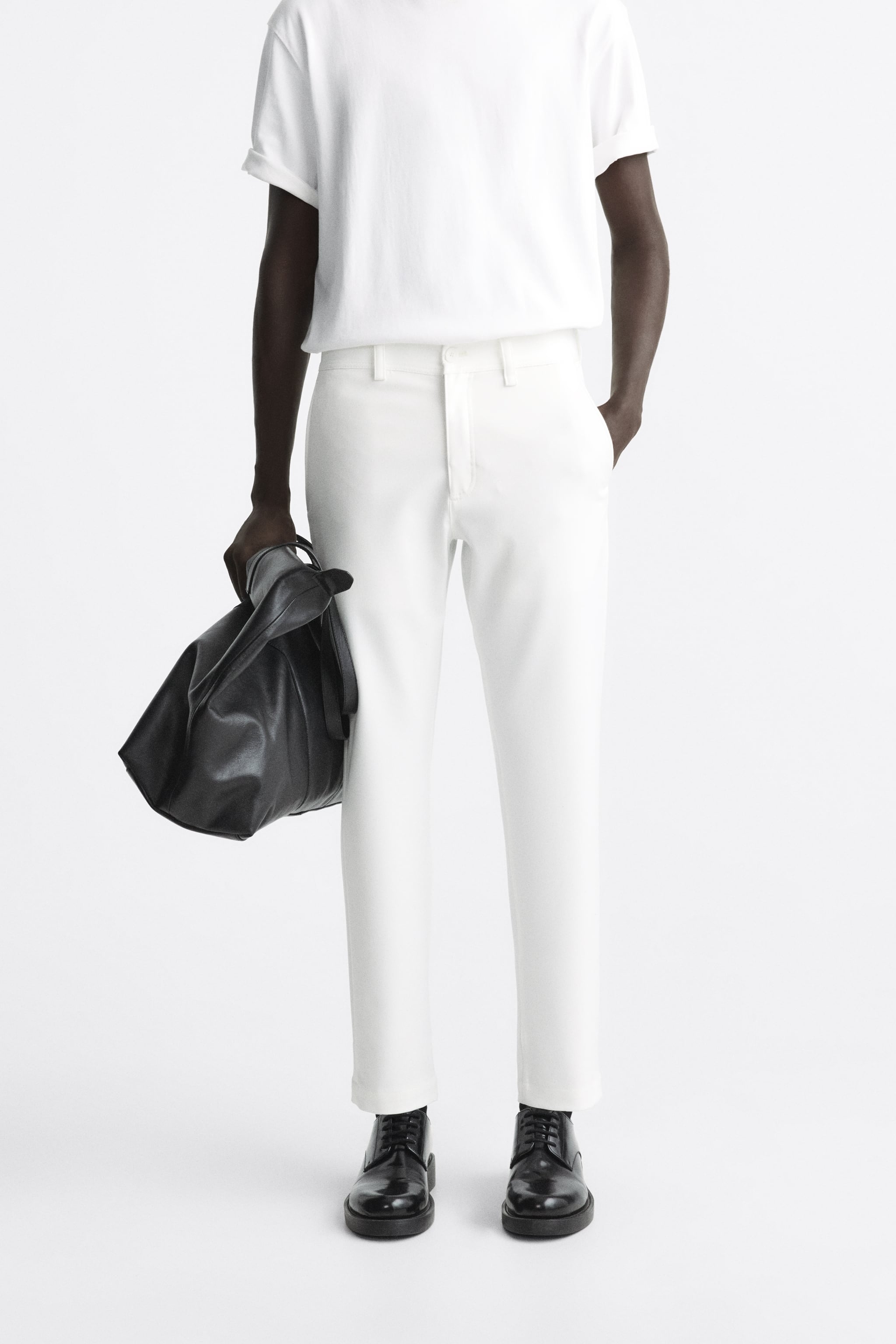 

Брюки мужские ZARA 05761215 белые 42 RU (доставка из-за рубежа), Белый, 05761215