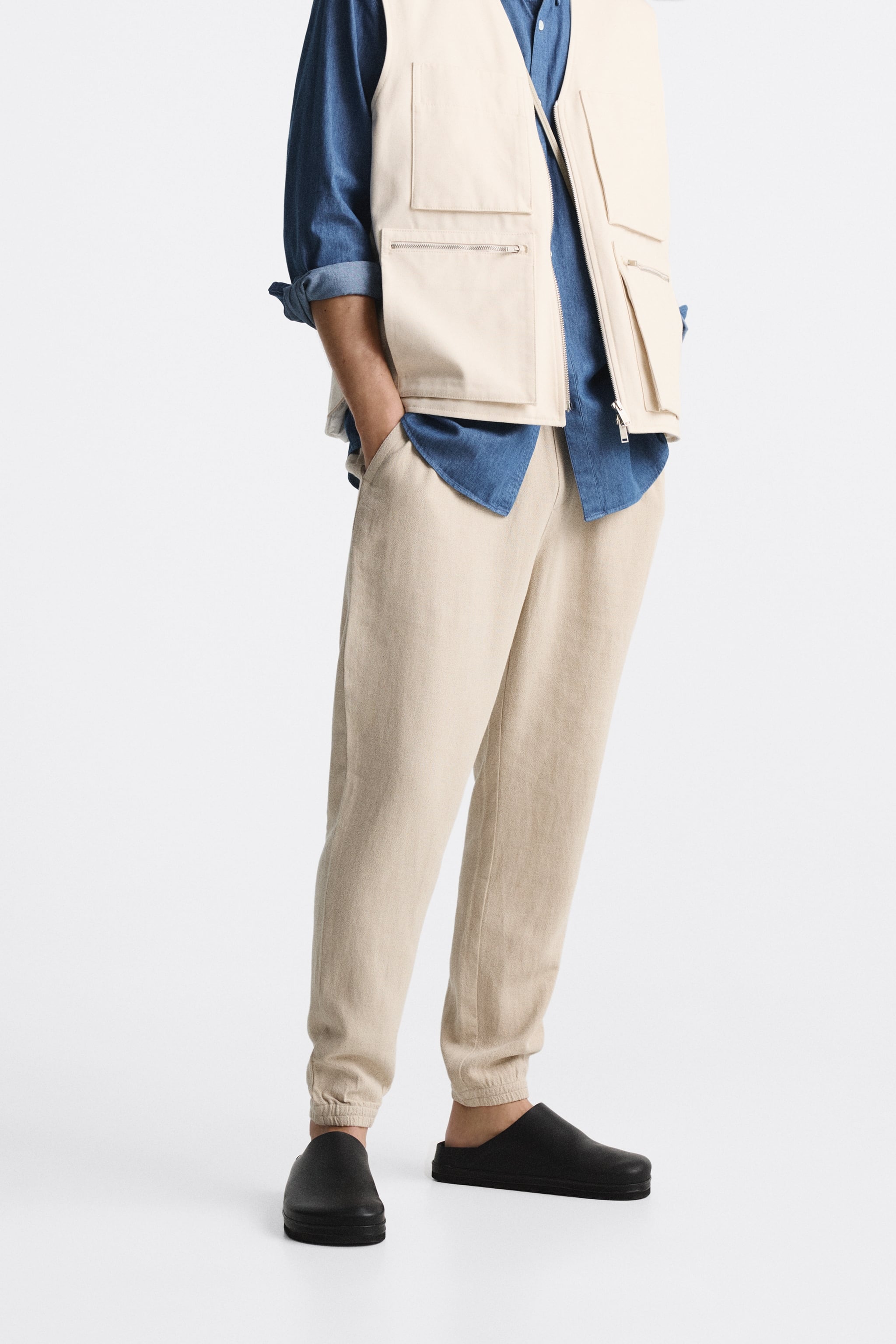 

Брюки мужские ZARA 04432415 бежевые L (доставка из-за рубежа), Бежевый, 04432415
