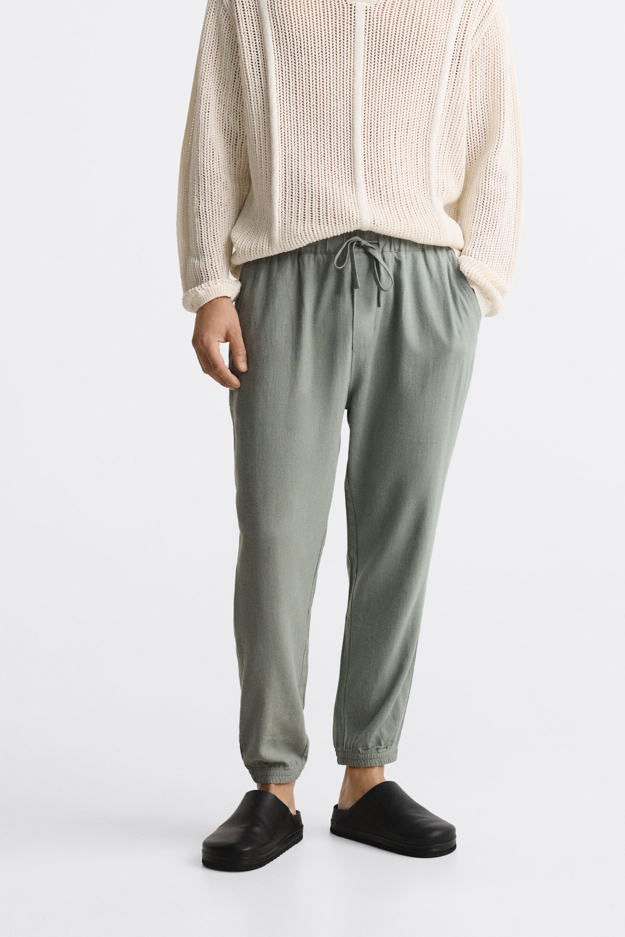 

Брюки мужские ZARA 04432415 зеленые M (доставка из-за рубежа), Зеленый, 04432415