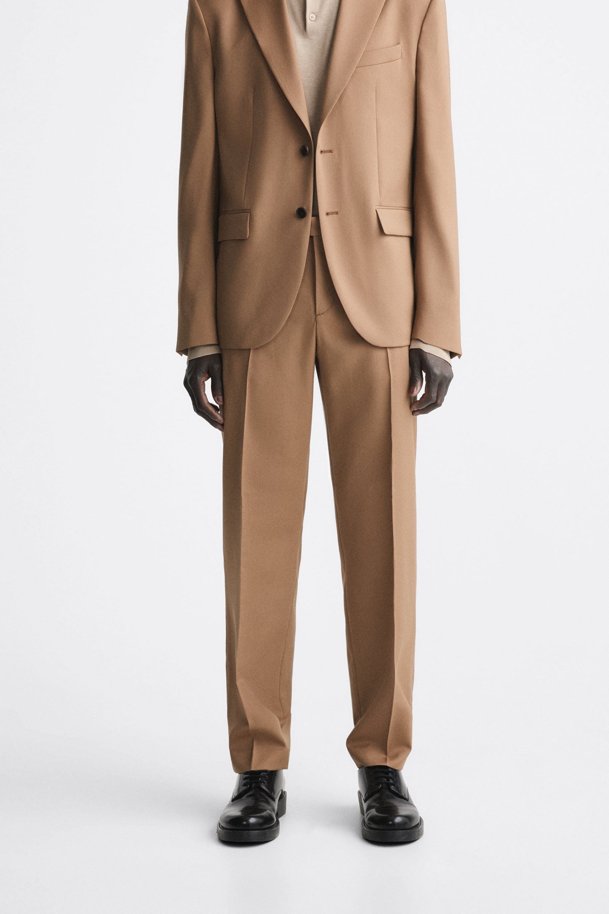 

Брюки мужские ZARA 04197219 бежевые 46 RU (доставка из-за рубежа), Бежевый, 04197219
