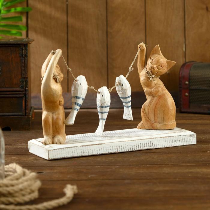 фото Сувенир из дерева "кошки с рыбками" 30х10х20 см nobrand