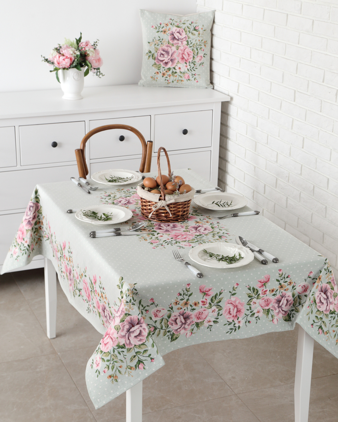 

Скатерть Le Gobelin Шебби розы, 140х220 см